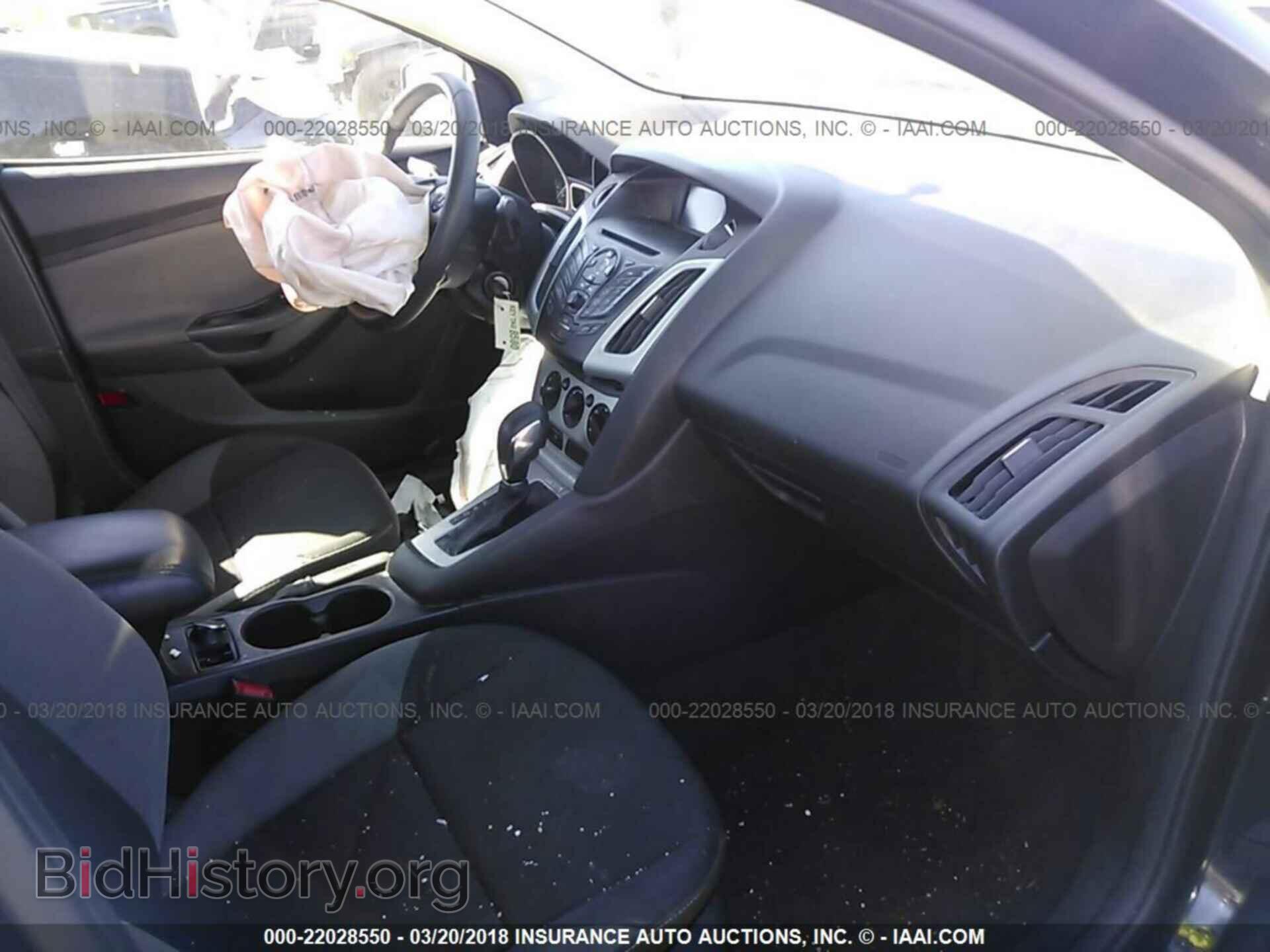 2014 Ford Focus - VIN: 1FADP3F24EL403112 - Фото 5