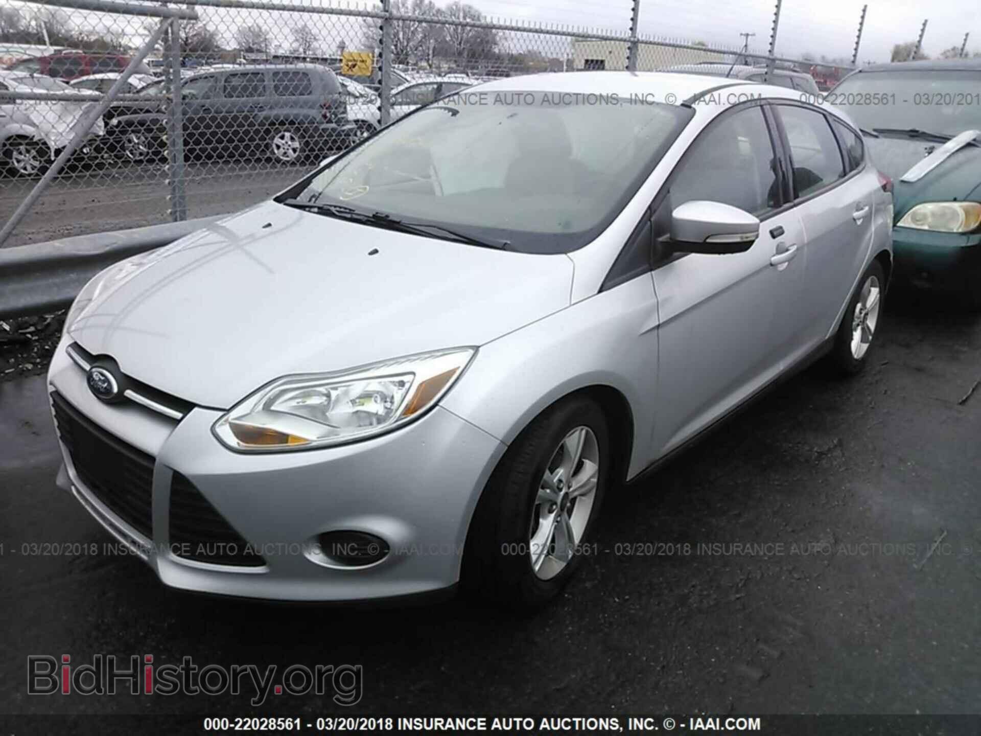 2014 Ford Focus - VIN: 1FADP3K27EL203217 - Photo 2