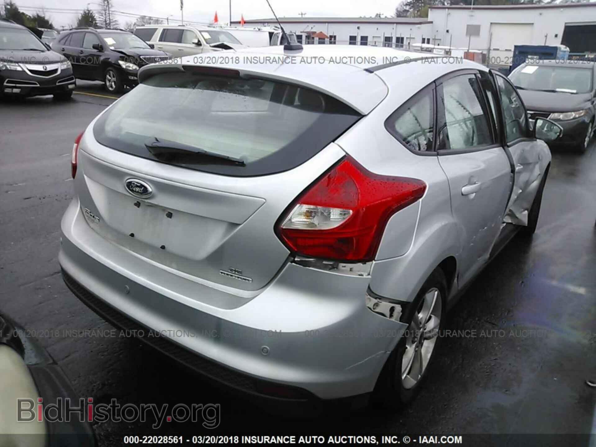 2014 Ford Focus - VIN: 1FADP3K27EL203217 - Photo 4