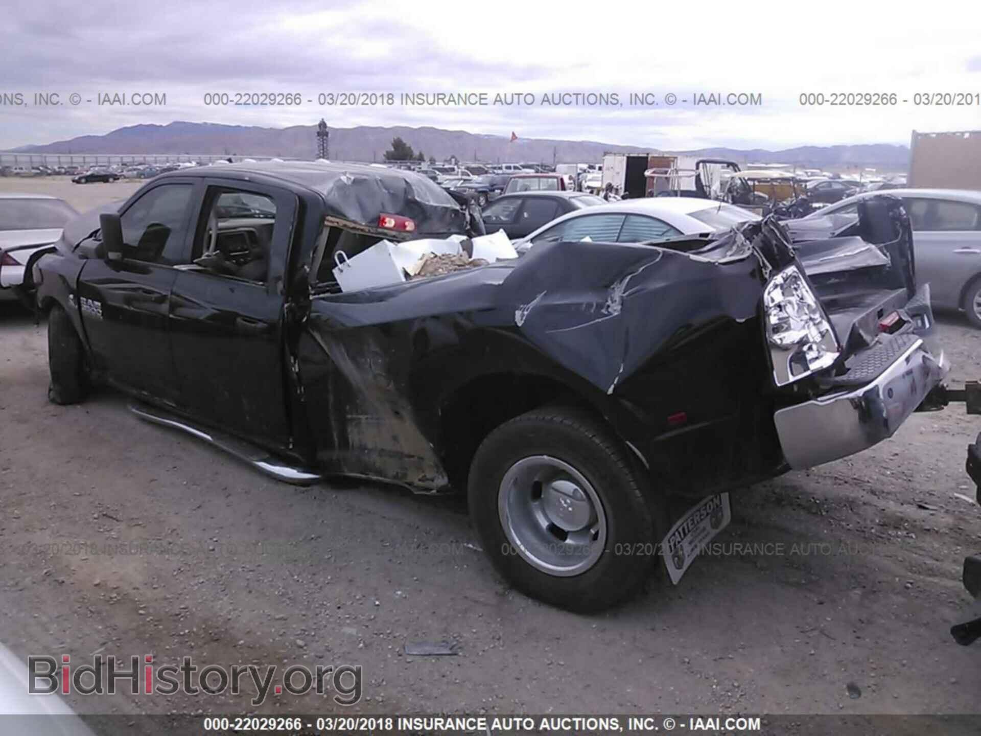 2018 Ram 3500 - VIN: 3C63RRGL7JG132958 - Фото 3