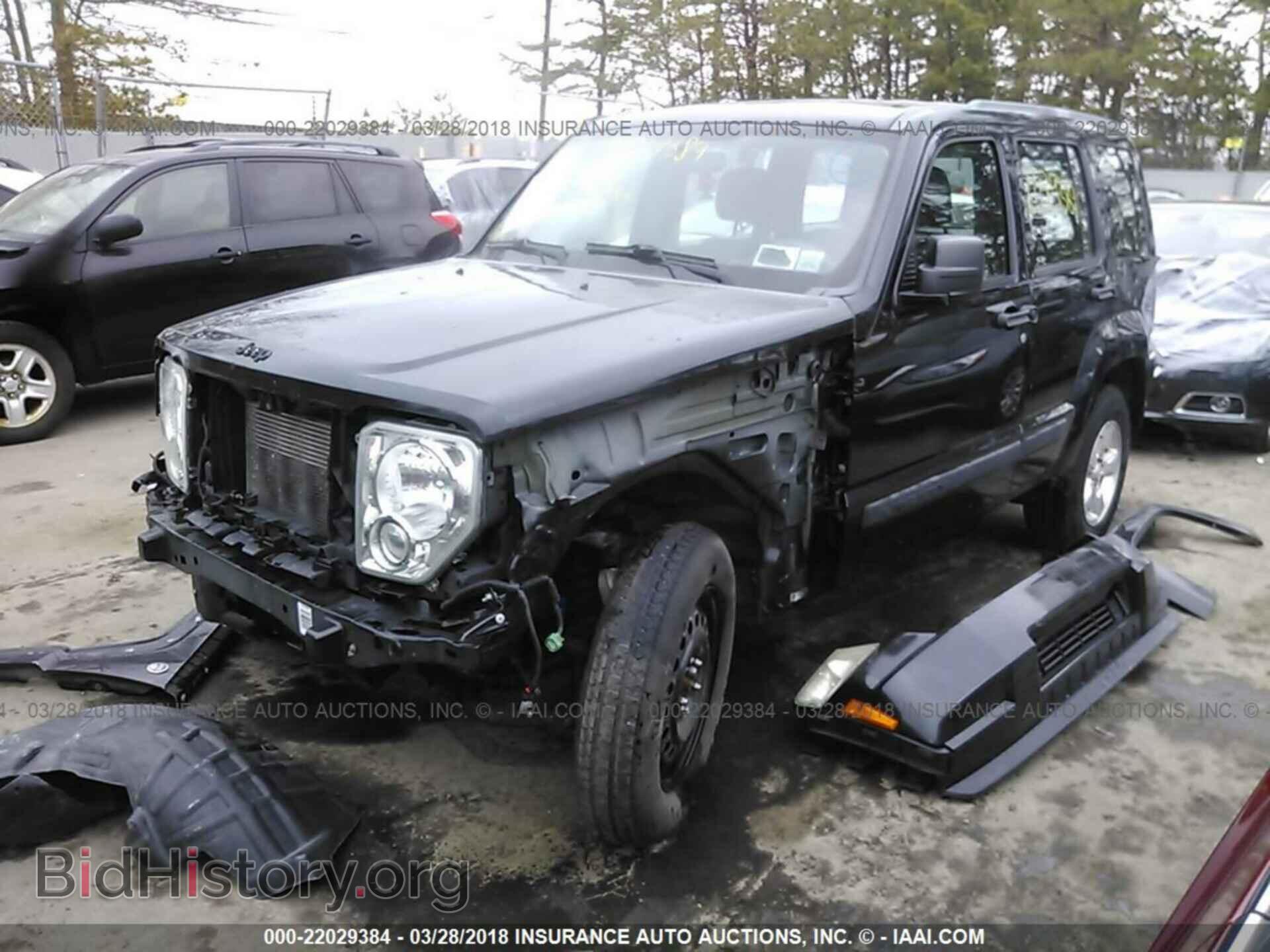 2011 Jeep Liberty - VIN: 1J4PN2GK7BW540104 - Фото 2