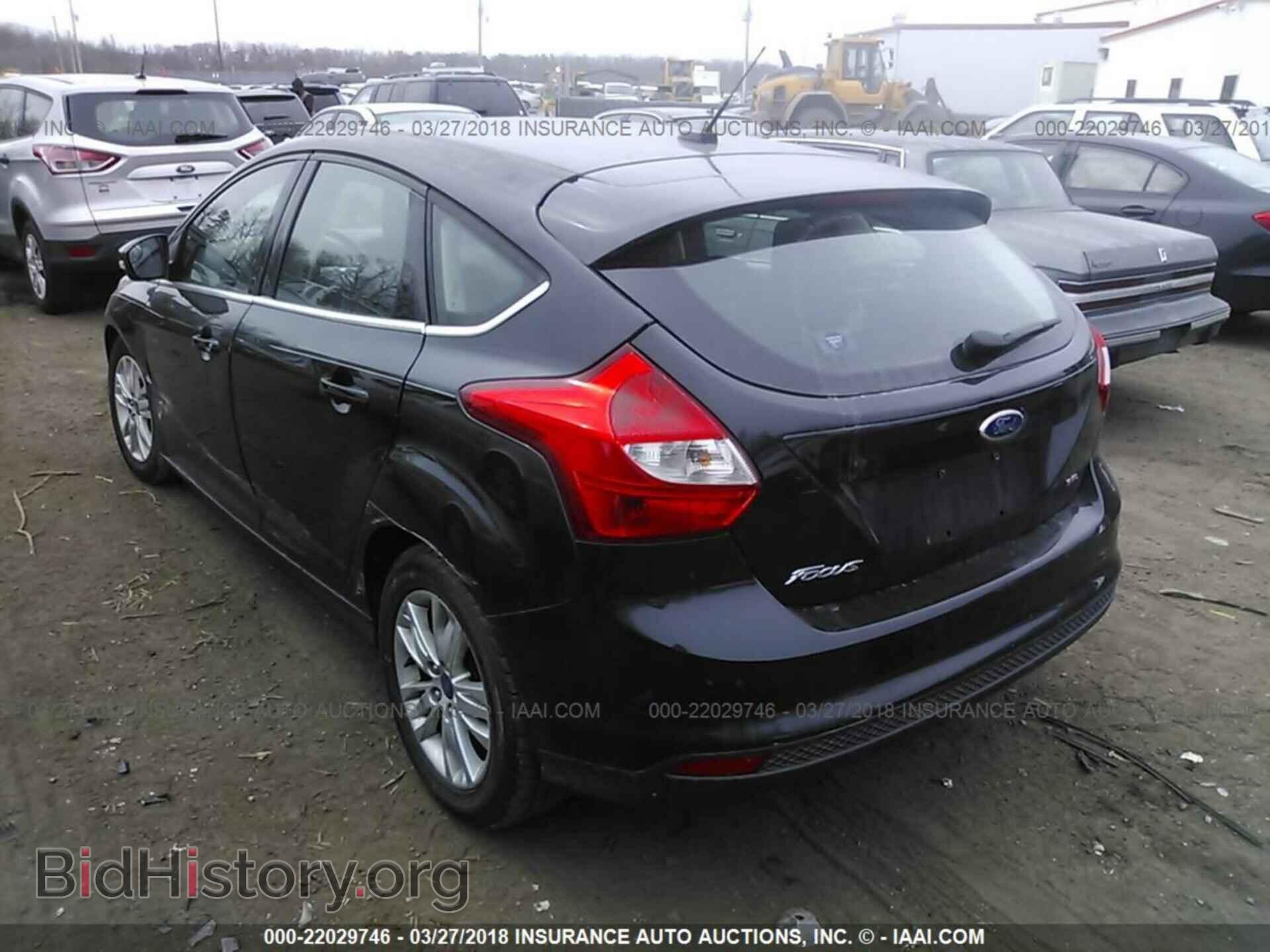 2012 Ford Focus - VIN: 1FAHP3M22CL124663 - Photo 3