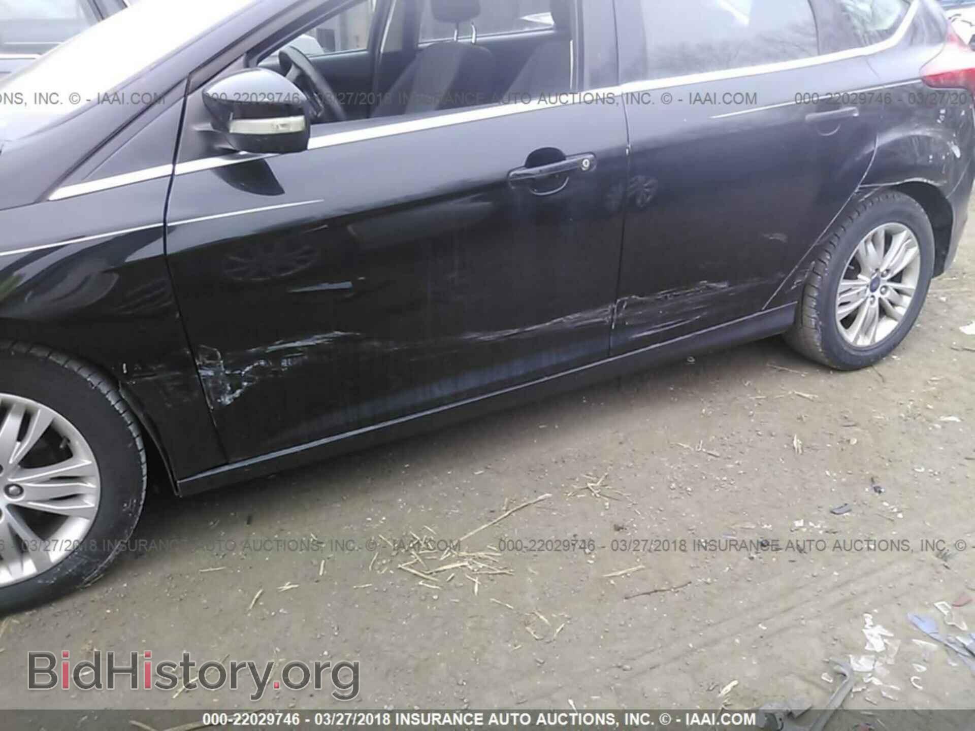 2012 Ford Focus - VIN: 1FAHP3M22CL124663 - Photo 6
