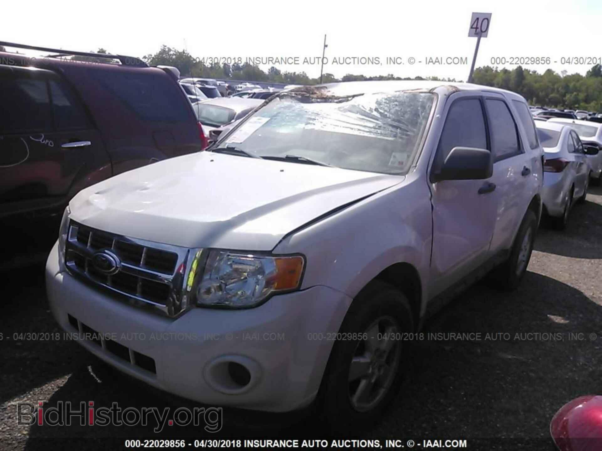 2012 Ford Escape - VIN: 1FMCU0C73CKC13524 - Фото 2