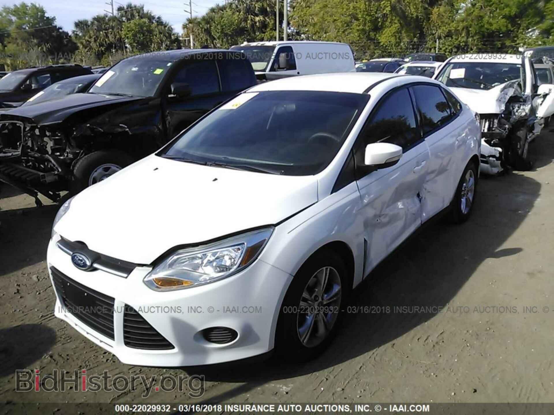 2013 Ford Focus - VIN: 1FADP3F26DL188489 - Photo 2