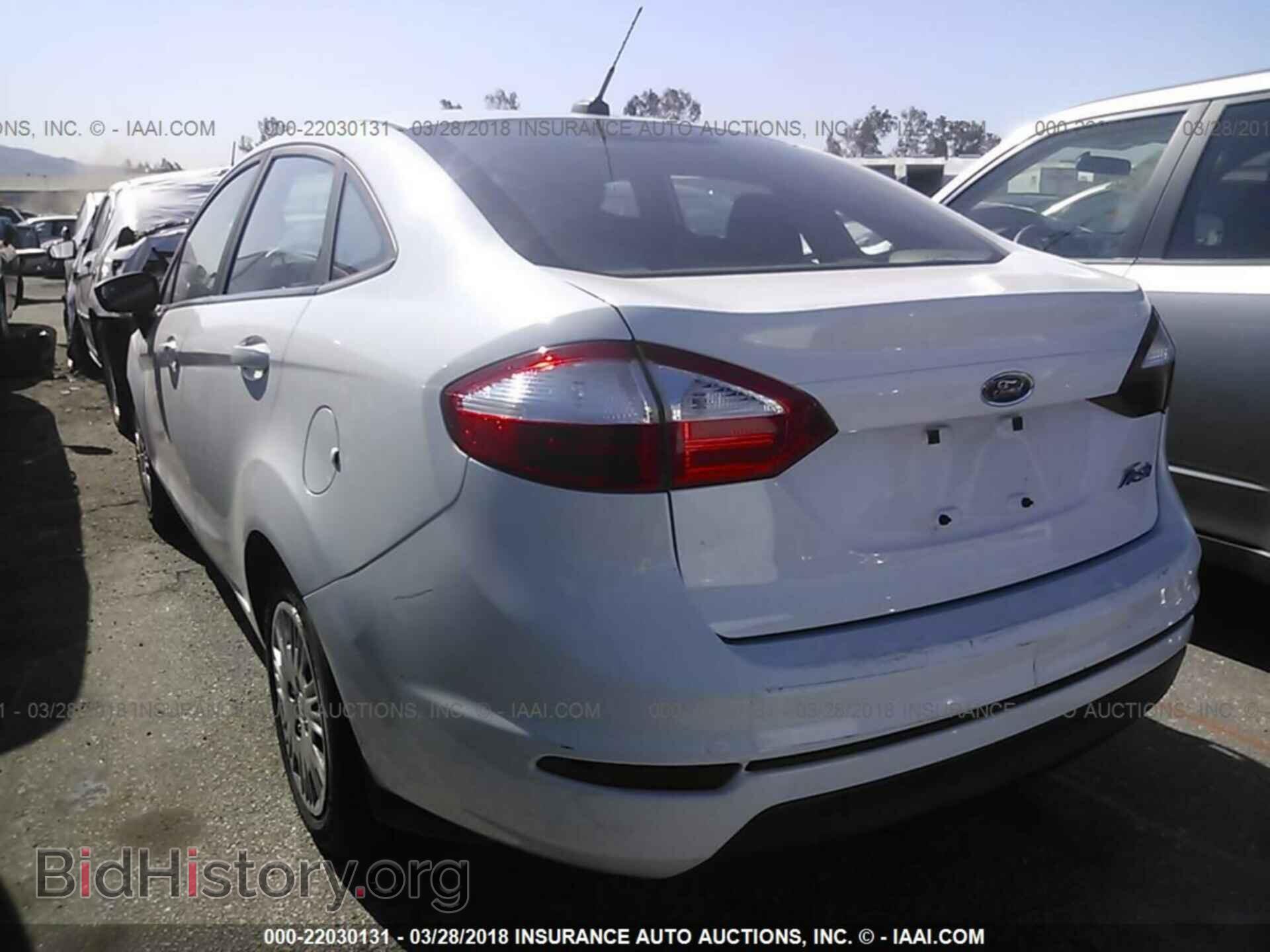 2015 Ford Fiesta - VIN: 3FADP4AJ3FM159103 - Фото 3