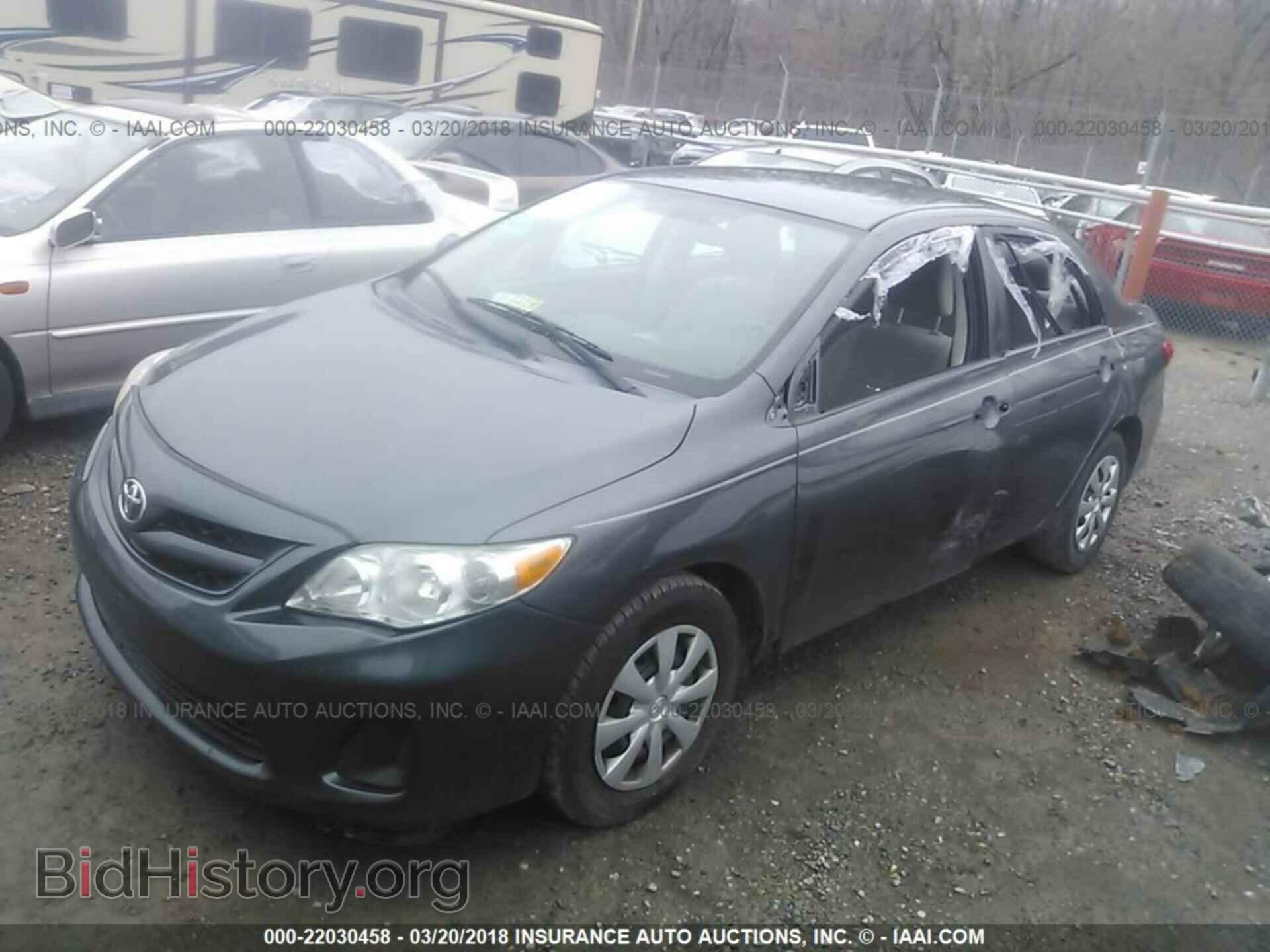 2011 Toyota Corolla - VIN: 2T1BU4EE2BC597010 - Фото 2