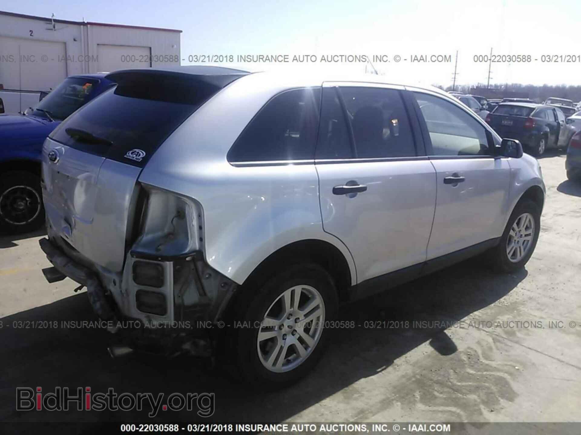 2011 Ford Edge - VIN: 2FMDK3GC3BBA93123 - Photo 4