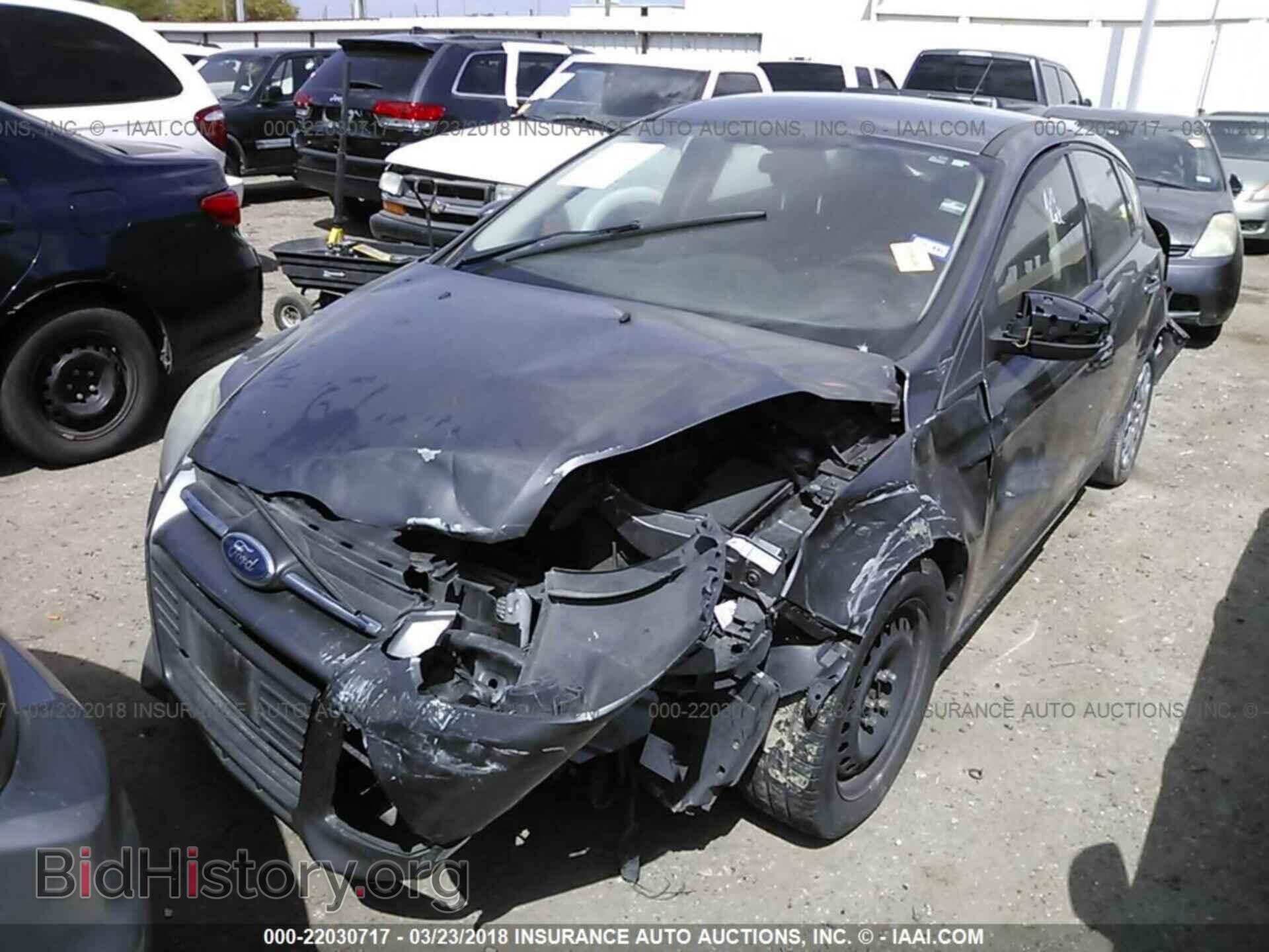 2012 Ford Focus - VIN: 1FAHP3K23CL190805 - Фото 2