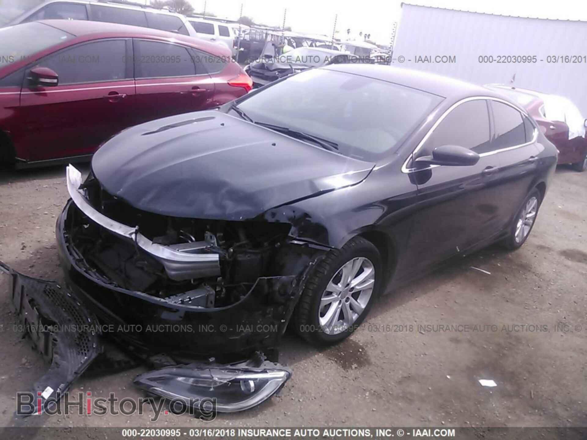 2016 Chrysler 200 - VIN: 1C3CCCFB8GN185883 - Photo 2