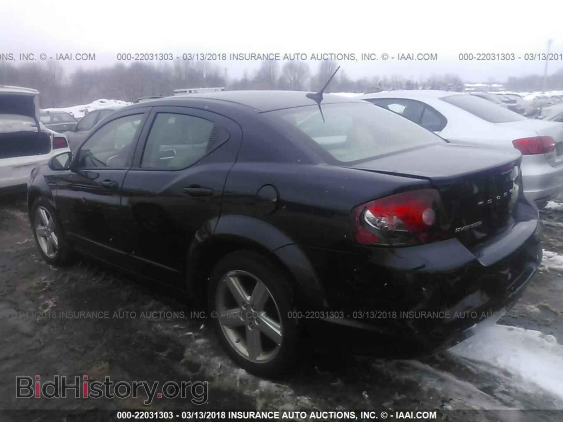 2011 Dodge Avenger - VIN: 1B3BD1FB4BN556718 - Фото 3
