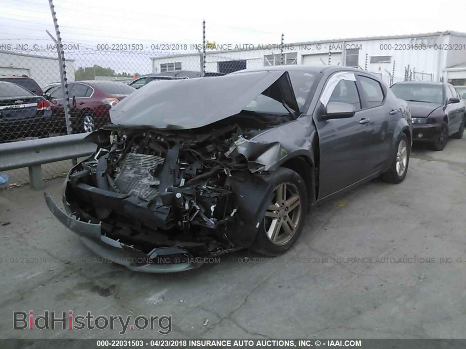 2013 Dodge Avenger - VIN: 1C3CDZCB7DN576250 - Фото 2