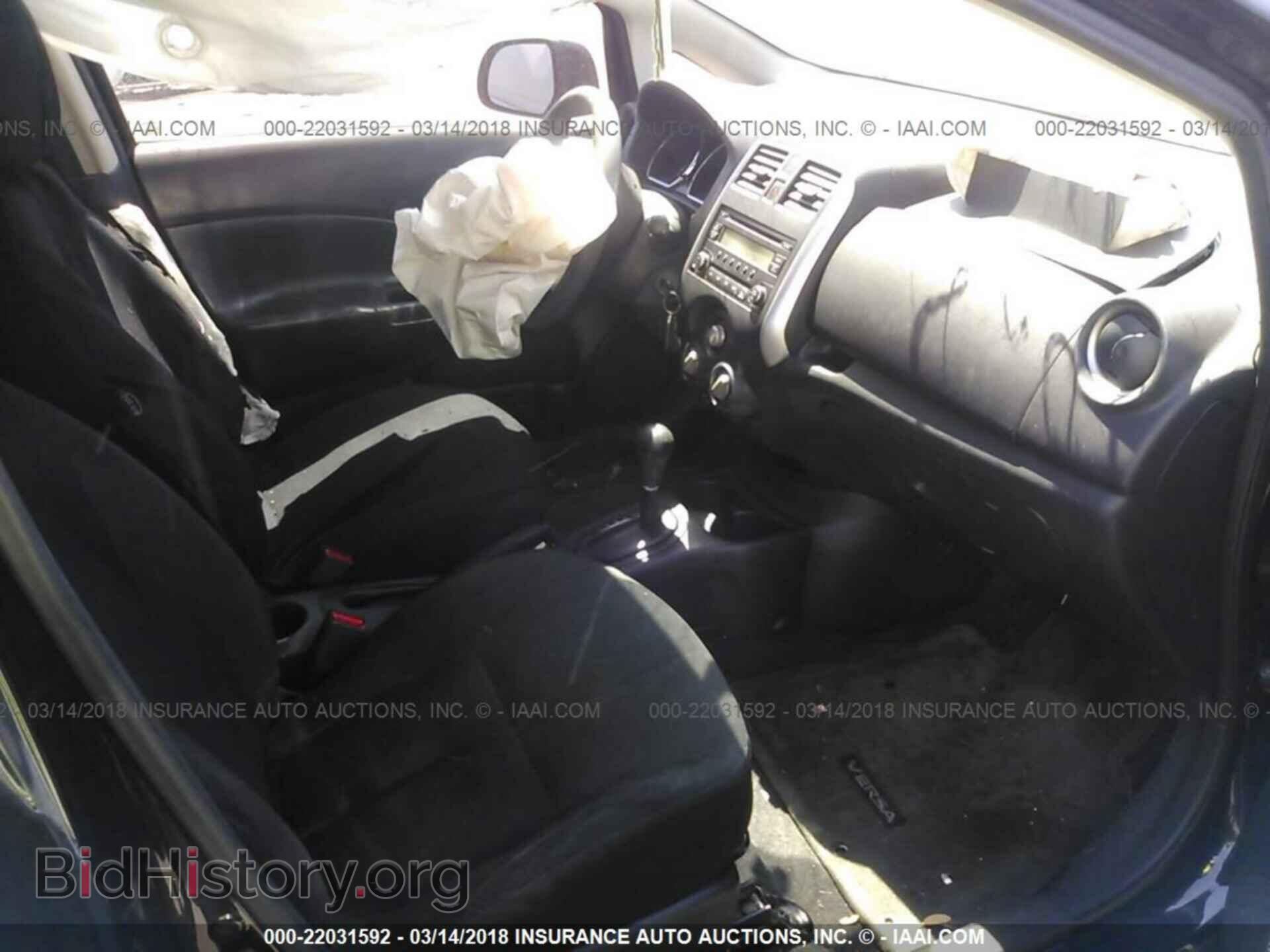 2014 Nissan Versa note - VIN: 3N1CE2CP1EL412833 - Photo 5