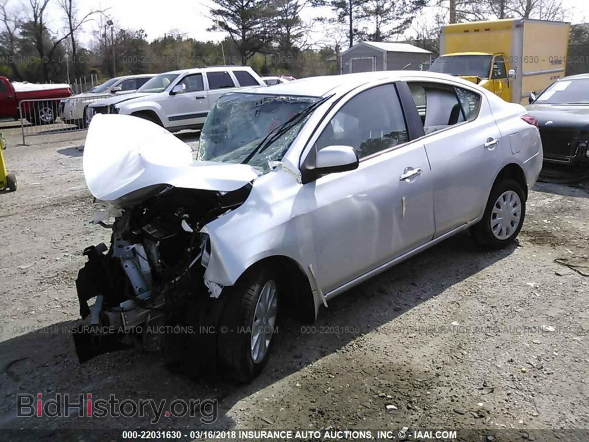 2012 Nissan Versa - VIN: 3N1CN7AP1CL890974 - Фото 2