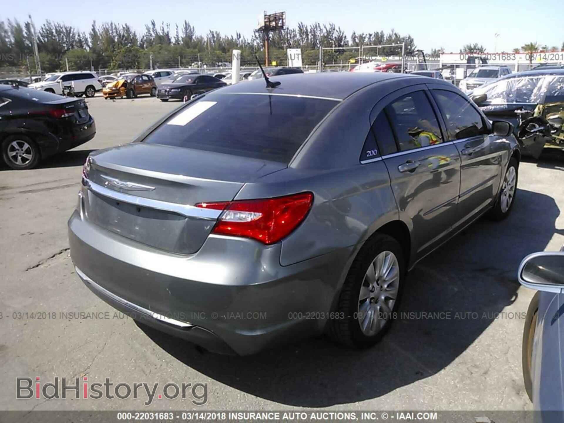 2012 Chrysler 200 - VIN: 1C3CCBAB9CN191817 - Фото 4