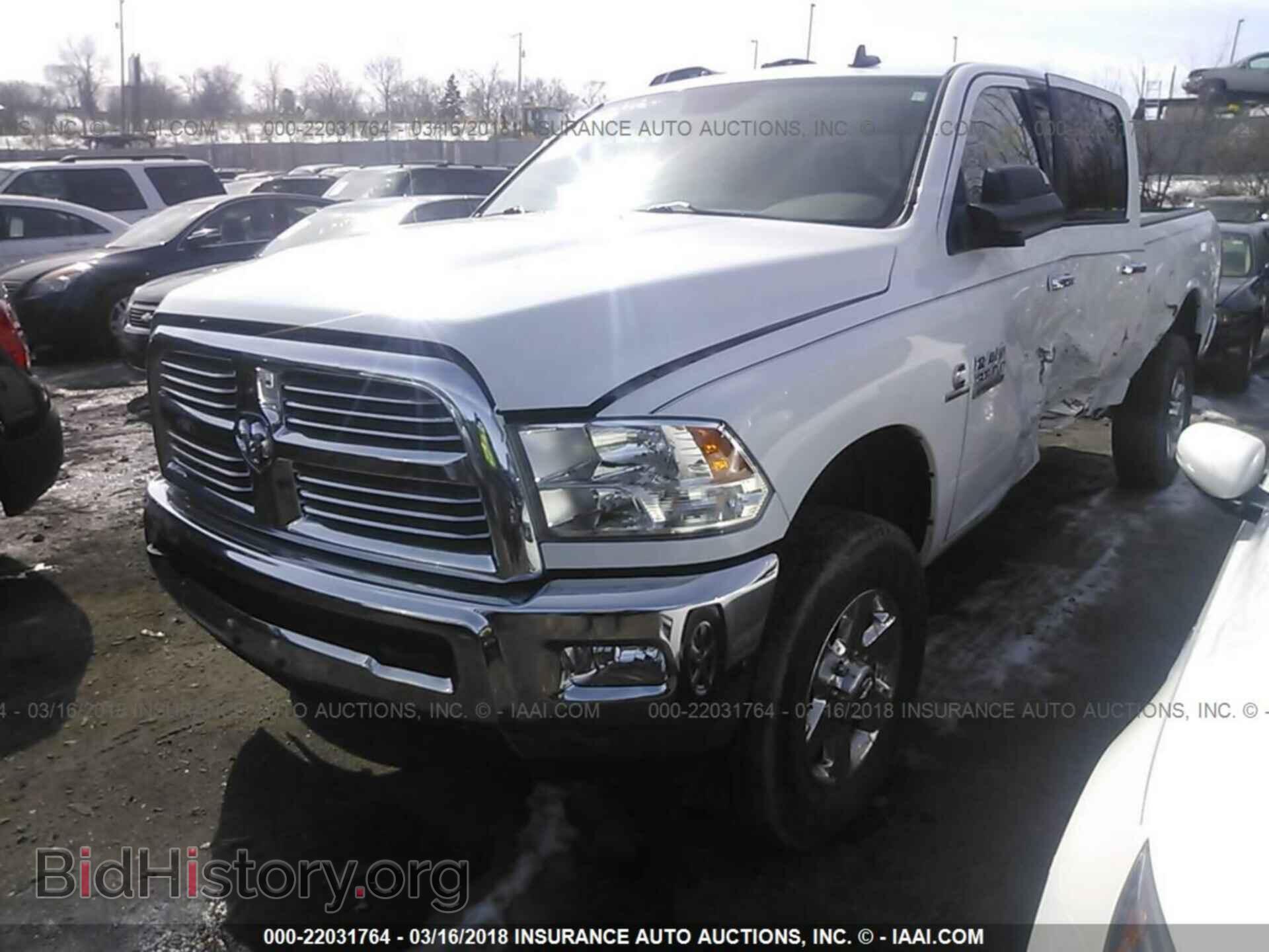 2014 Ram 3500 - VIN: 3C63R3DL4EG201290 - Фото 2
