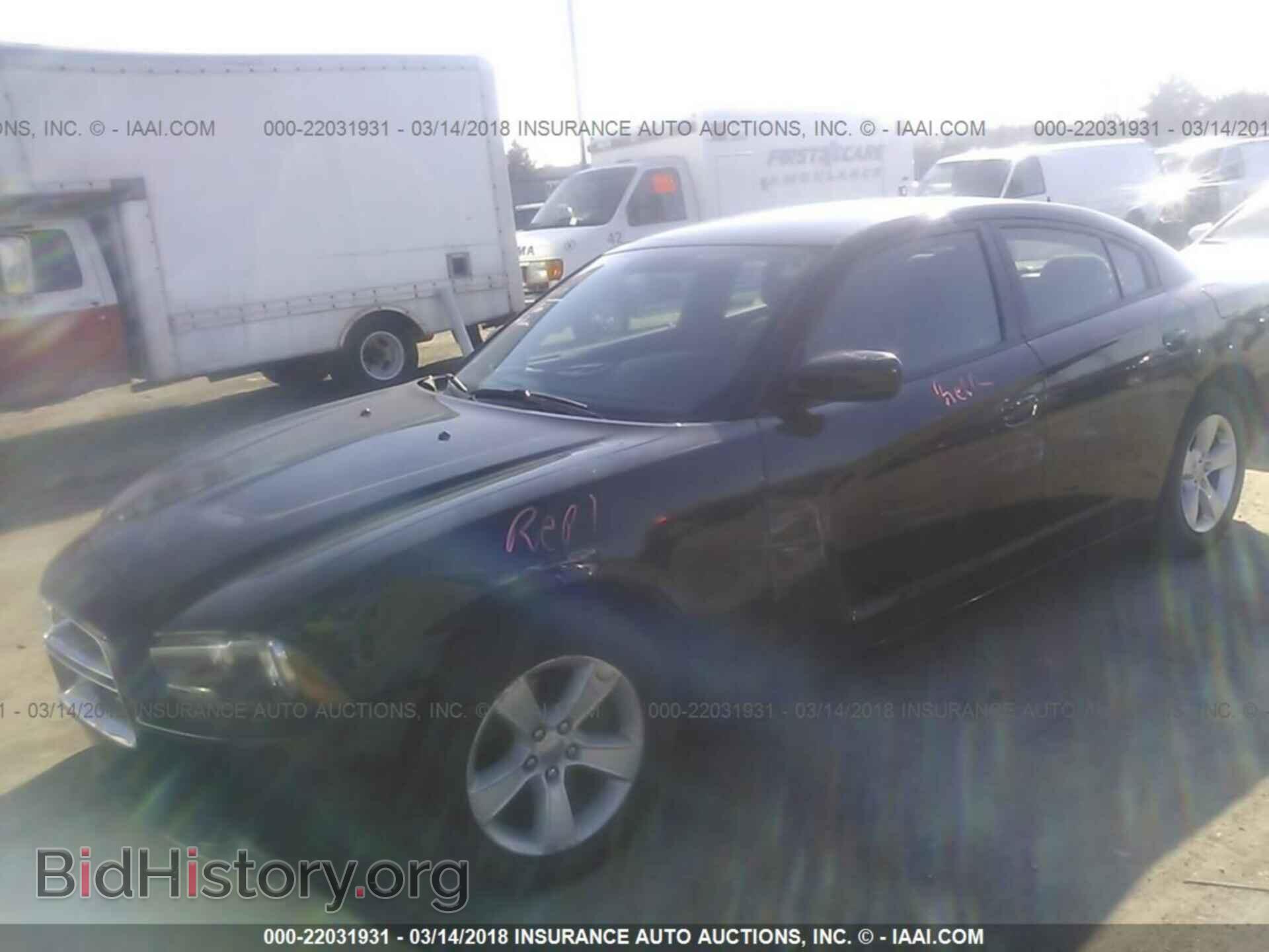 2012 Dodge Charger - VIN: 2C3CDXBG4CH104046 - Фото 2