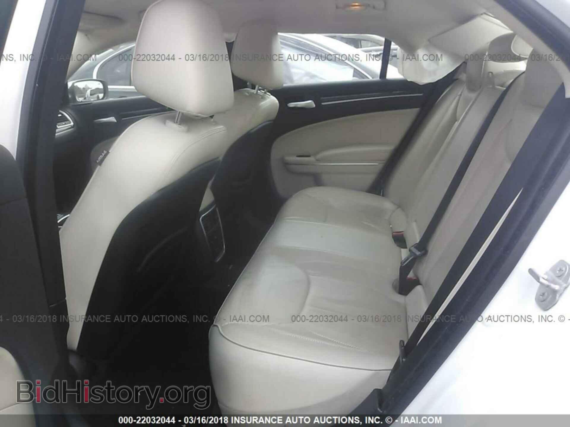 2015 Chrysler 300c - VIN: 2C3CCAEG5FH755606 - Фото 8