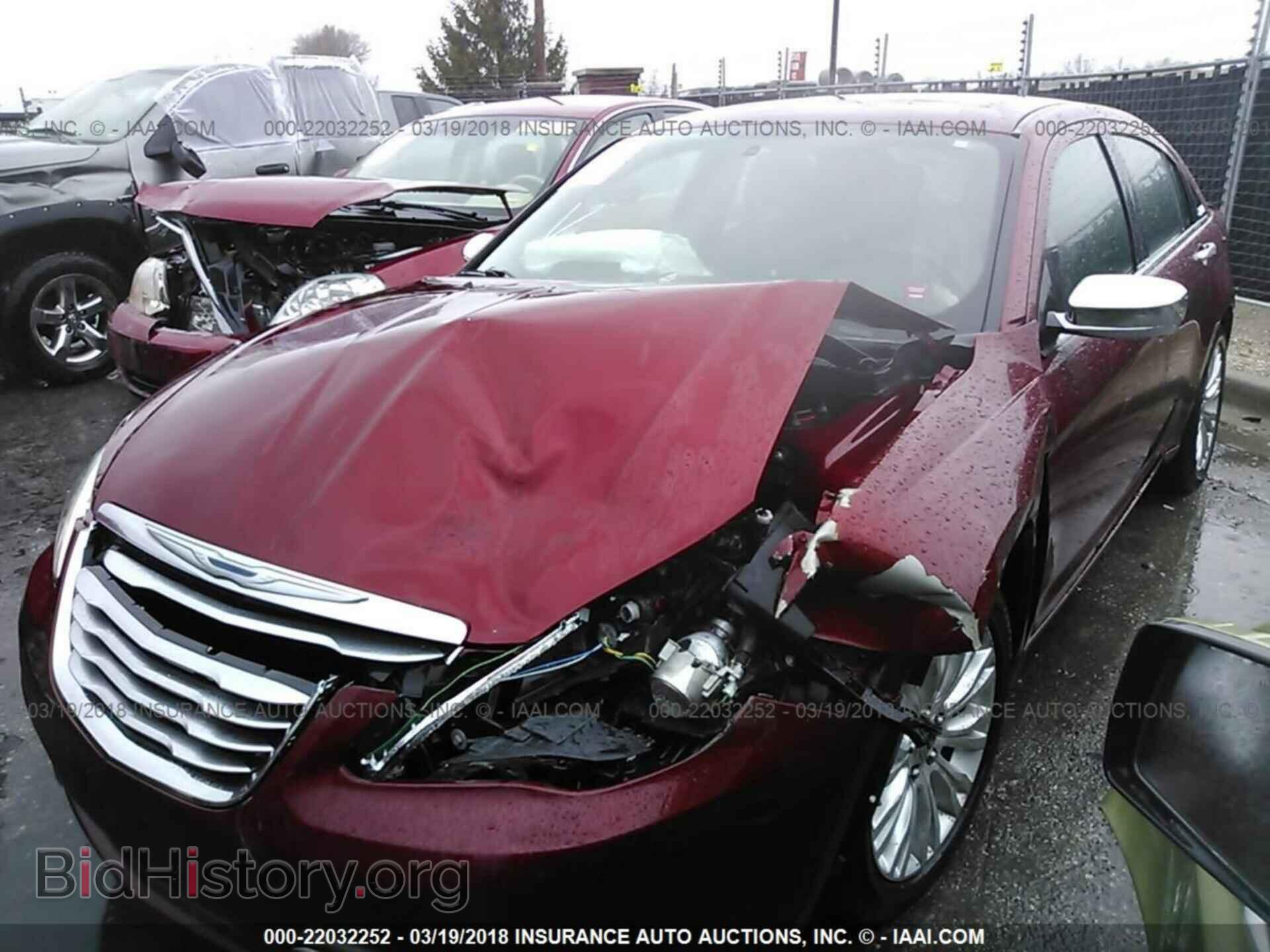 2012 Chrysler 200 - VIN: 1C3CCBCG0CN308340 - Фото 2