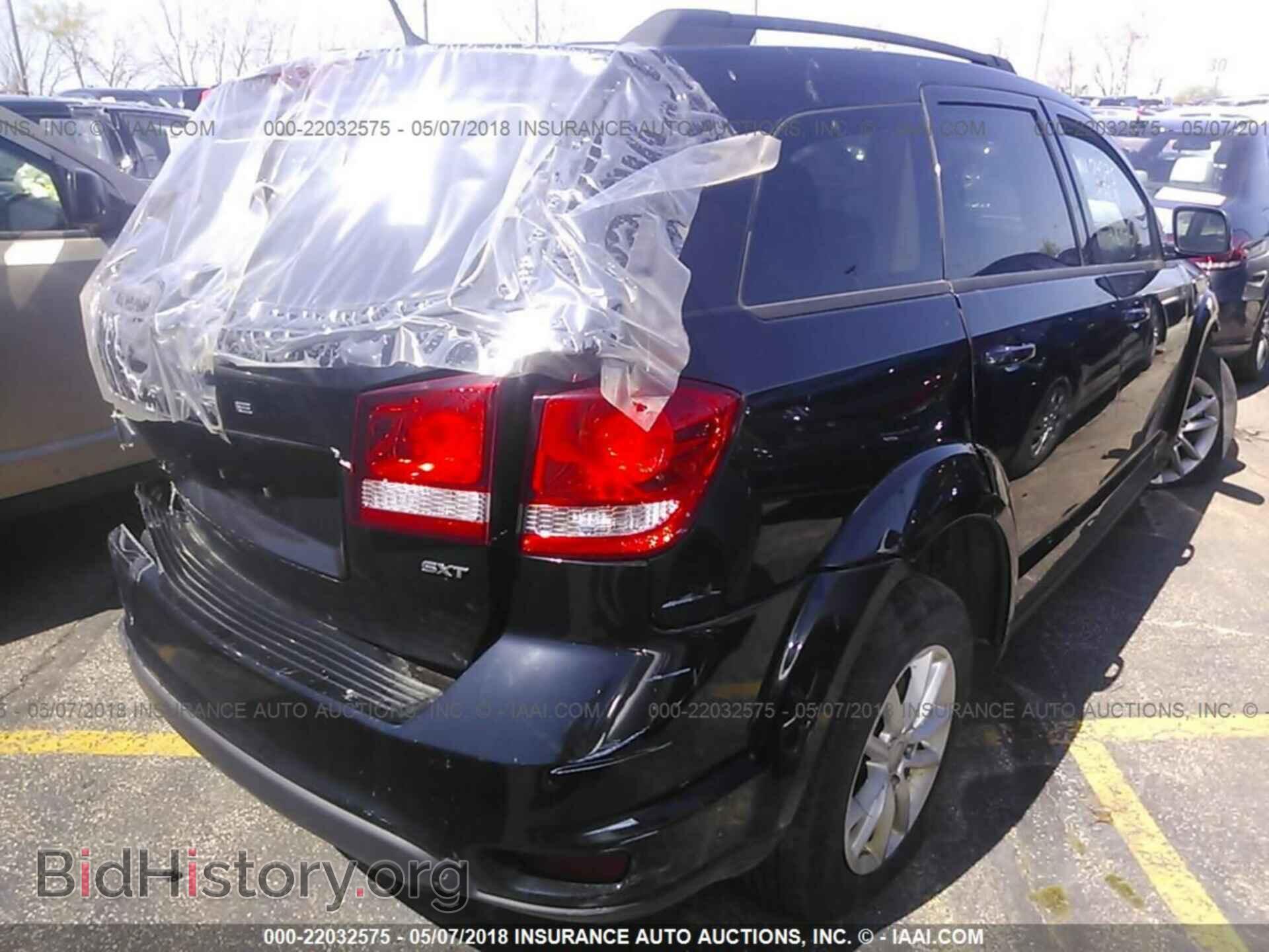 2014 Dodge Journey - VIN: 3C4PDCBBXET166345 - Photo 4