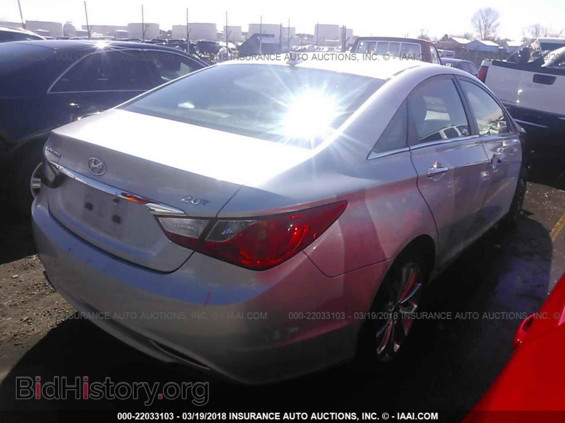 2012 Hyundai Sonata - VIN: 5NPEC4AB7CH422214 - Photo 4