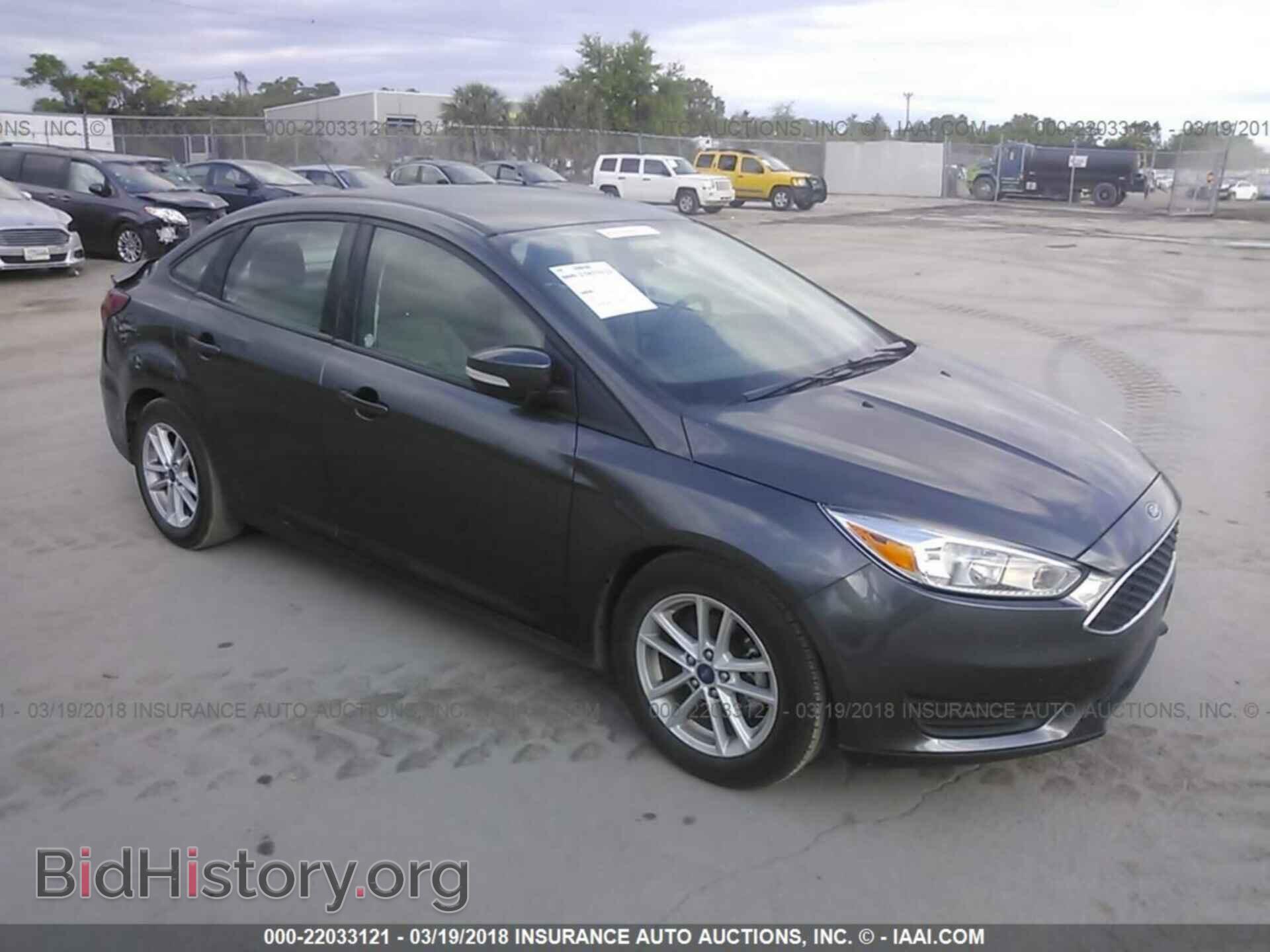 Photo 1FADP3F23HL249058 - Ford Focus 2017