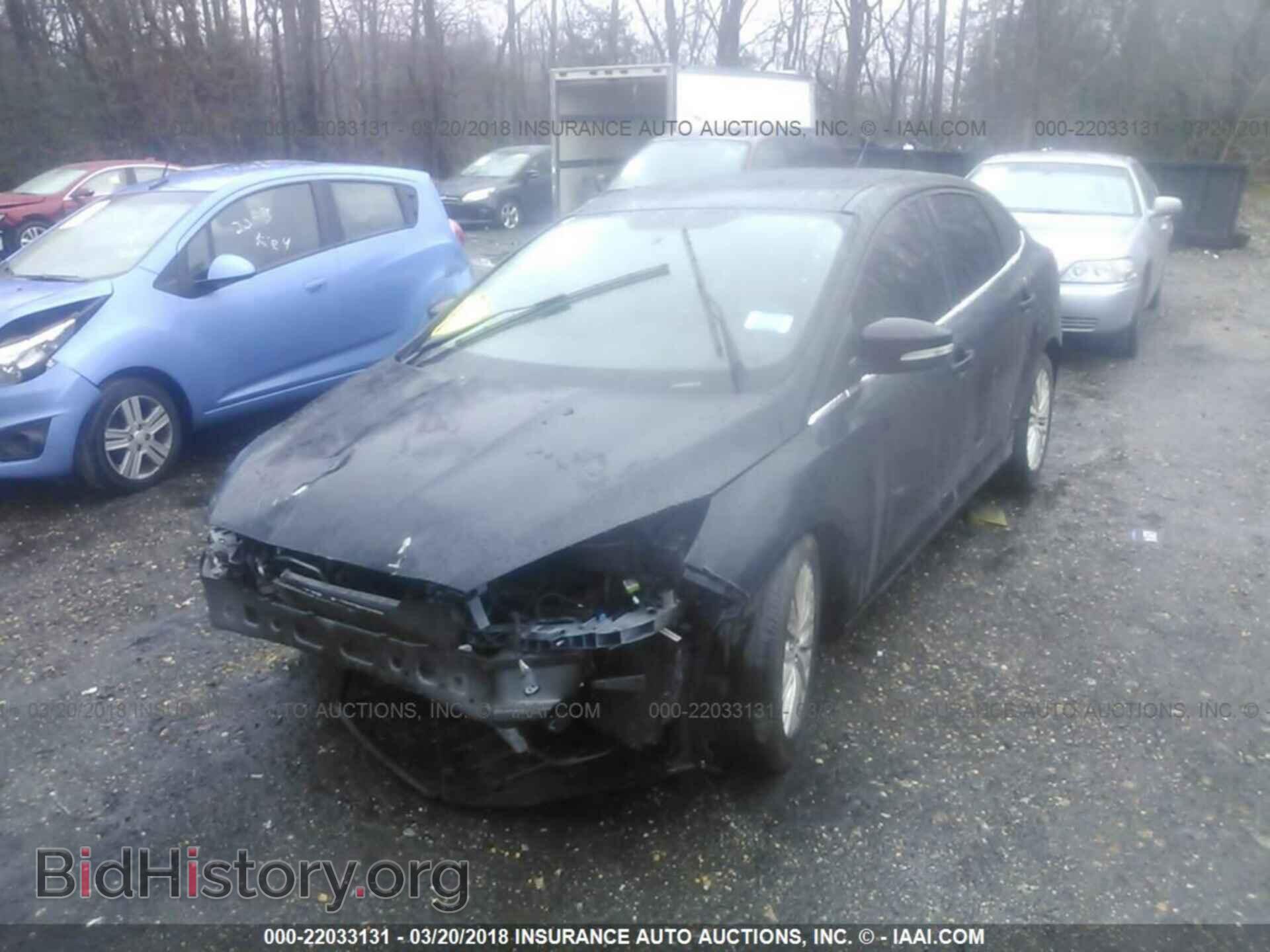 2016 Ford Focus - VIN: 1FADP3J22GL274376 - Фото 2