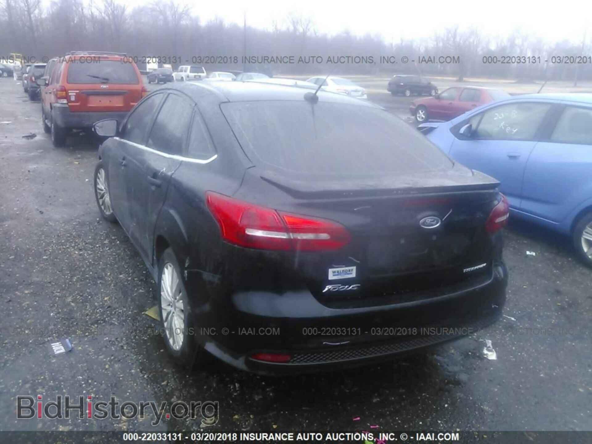 2016 Ford Focus - VIN: 1FADP3J22GL274376 - Фото 3