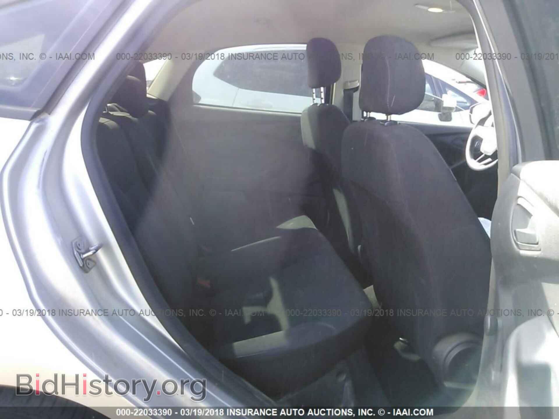 2015 Ford Focus - VIN: 1FADP3E29FL363404 - Photo 8