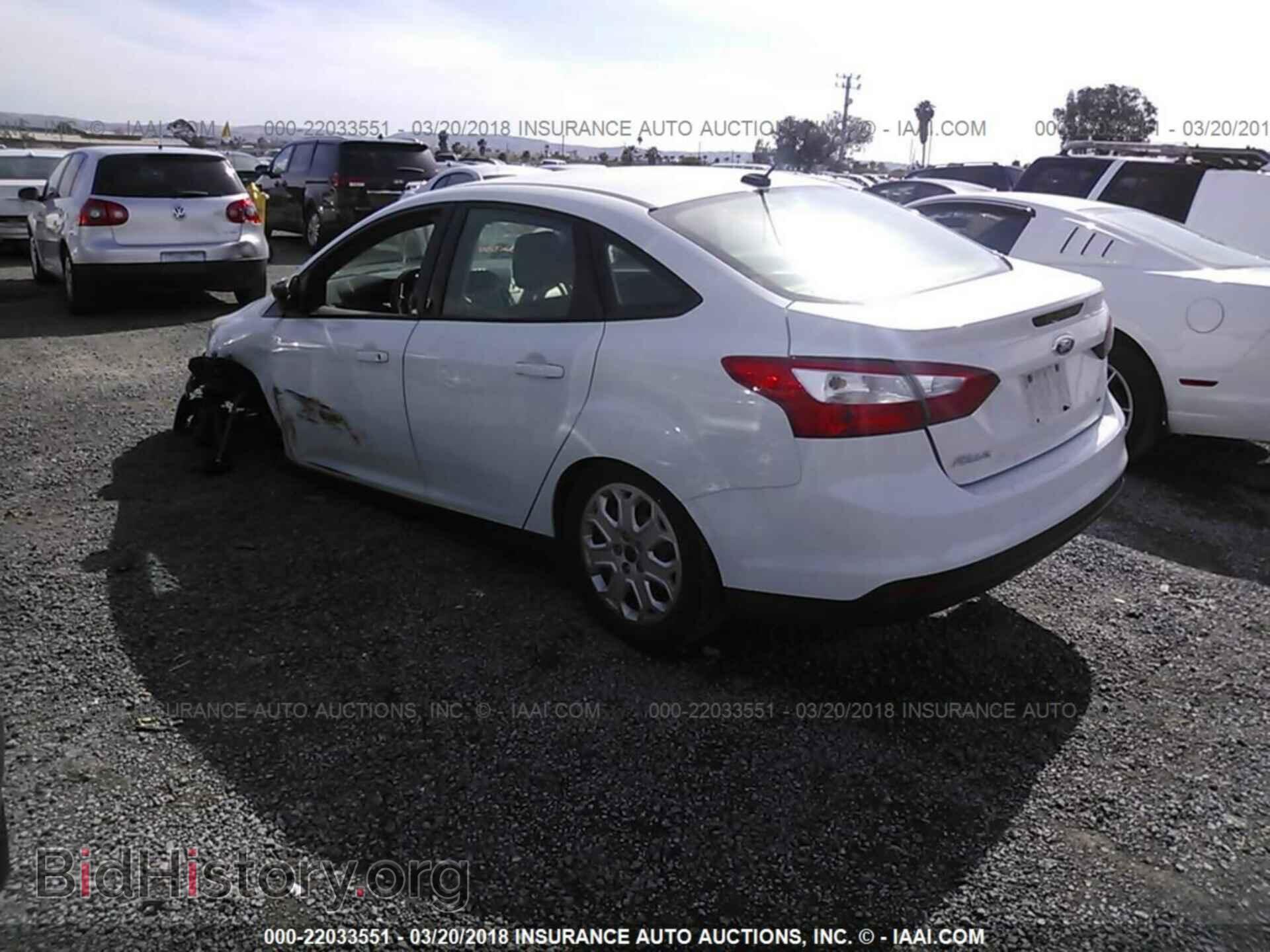 2012 Ford Focus - VIN: 1FAHP3F24CL295203 - Photo 3