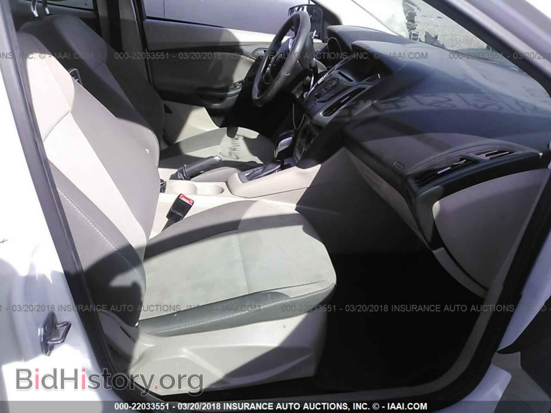 2012 Ford Focus - VIN: 1FAHP3F24CL295203 - Photo 5
