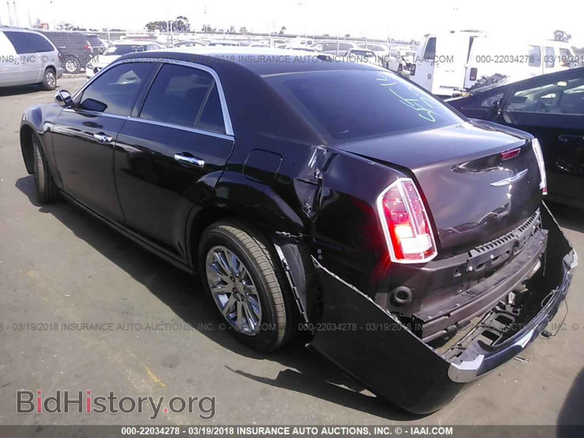 2012 Chrysler 300c - VIN: 2C3CCAET7CH284664 - Фото 3