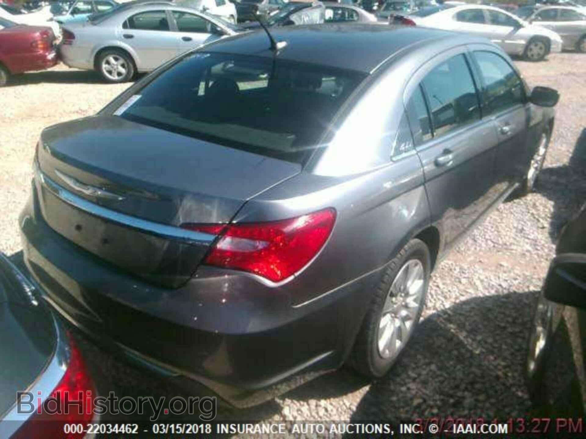 2012 Chrysler 200 - VIN: 1C3CCBAB1CN229136 - Фото 2