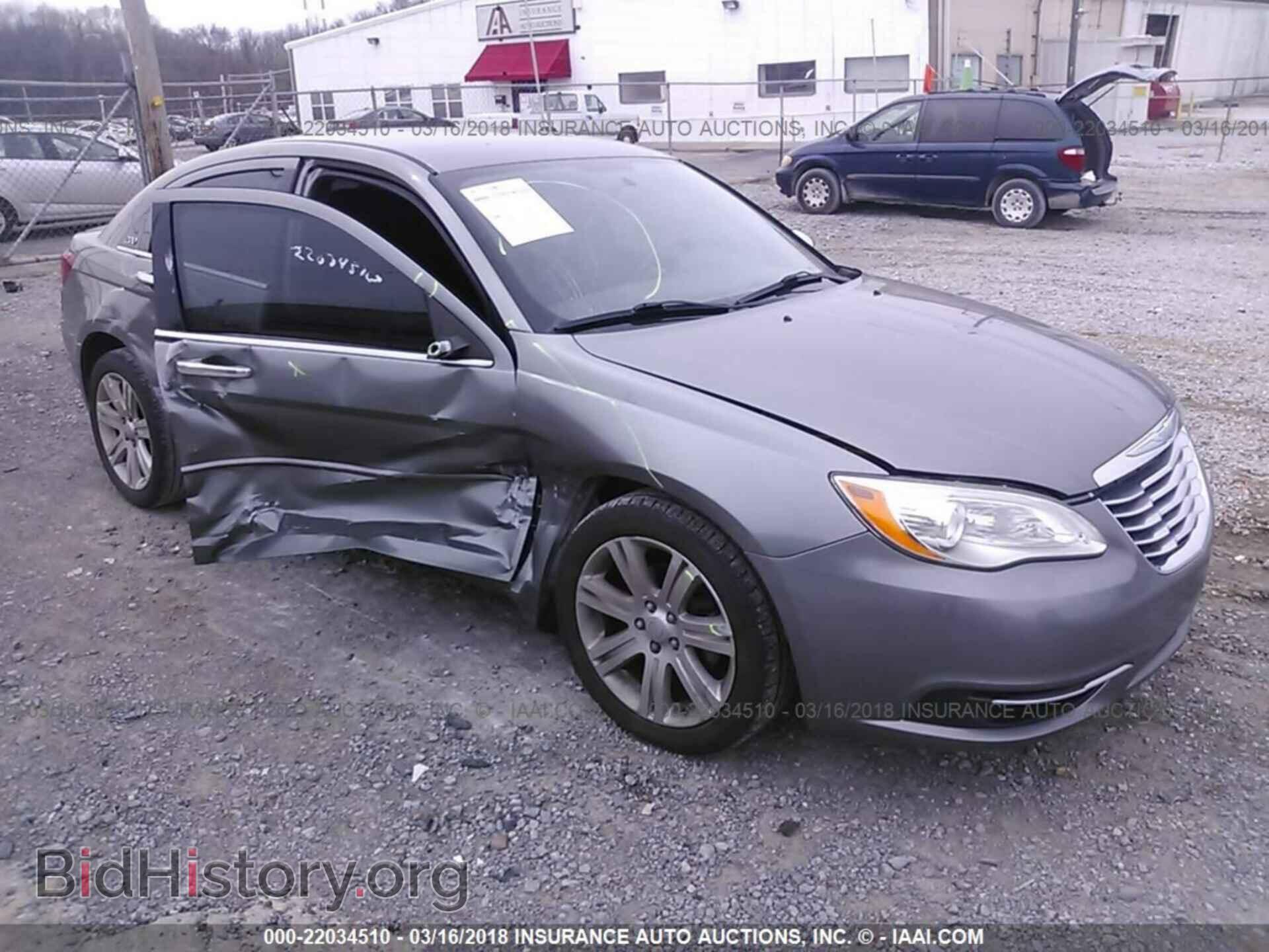 Photo 1C3CCBBB7DN666025 - Chrysler 200 2013