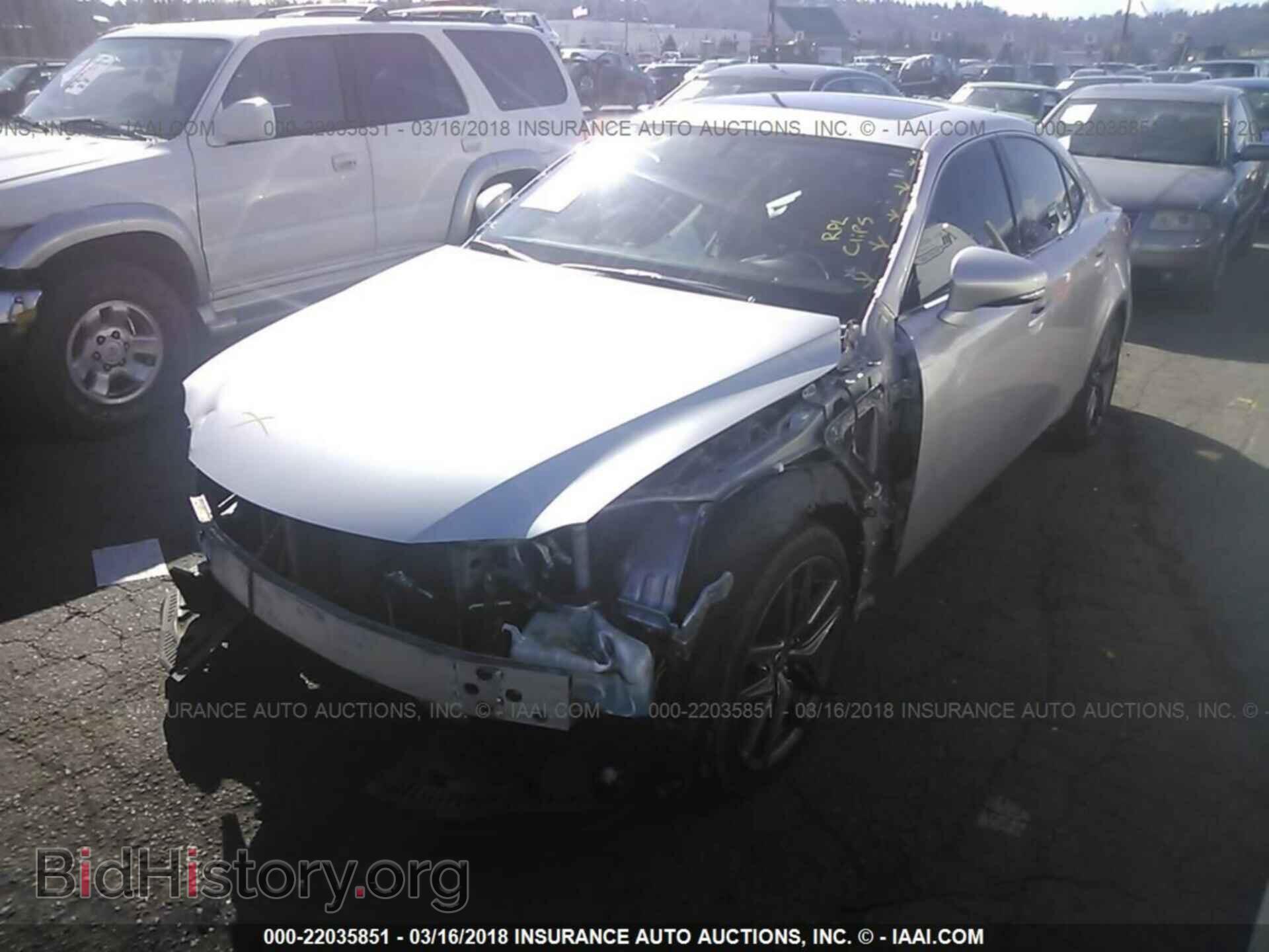 2015 Lexus Is - VIN: JTHCF1D22F5018541 - Photo 2