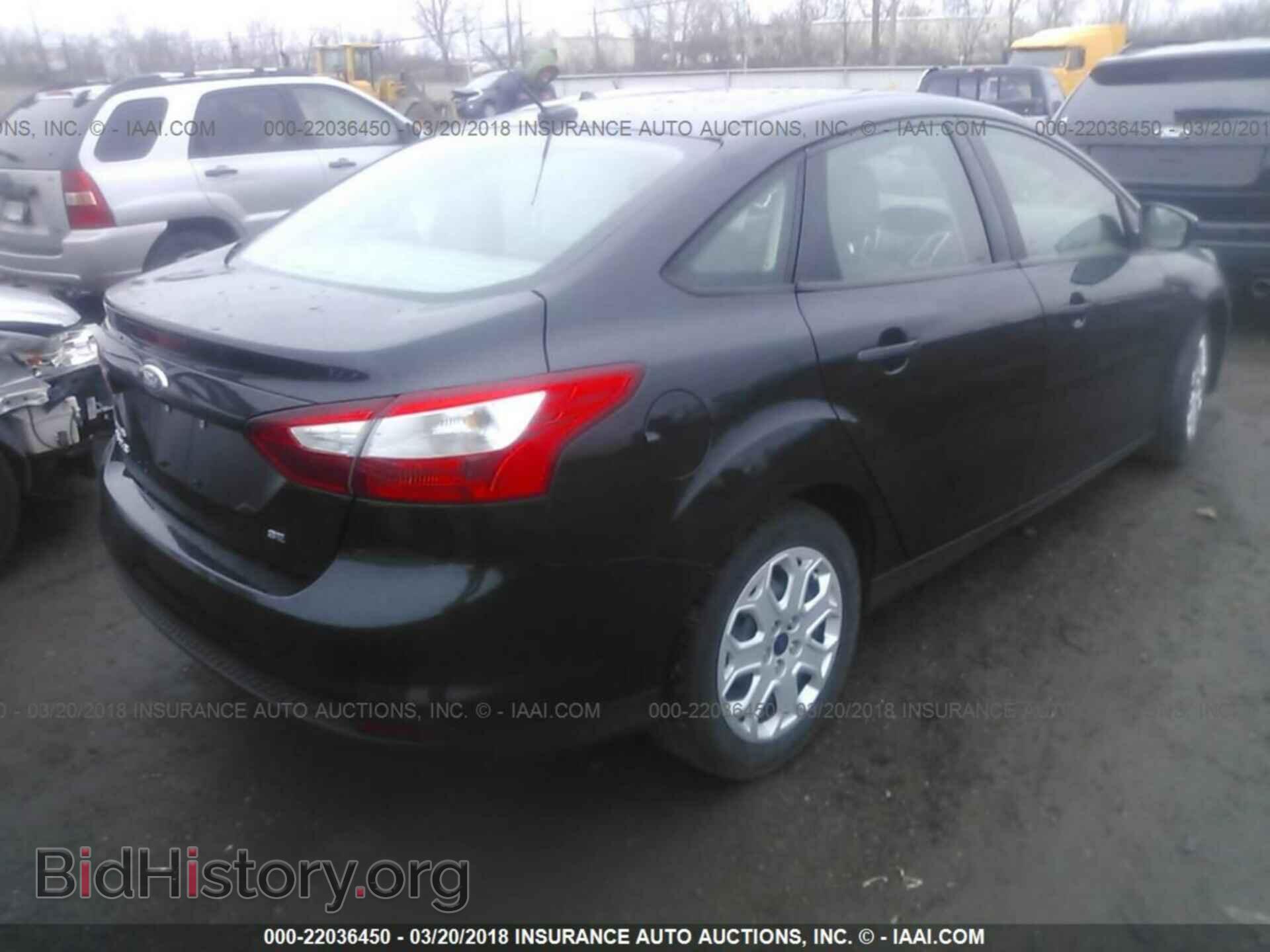 2012 Ford Focus - VIN: 1FAHP3F2XCL287400 - Photo 4