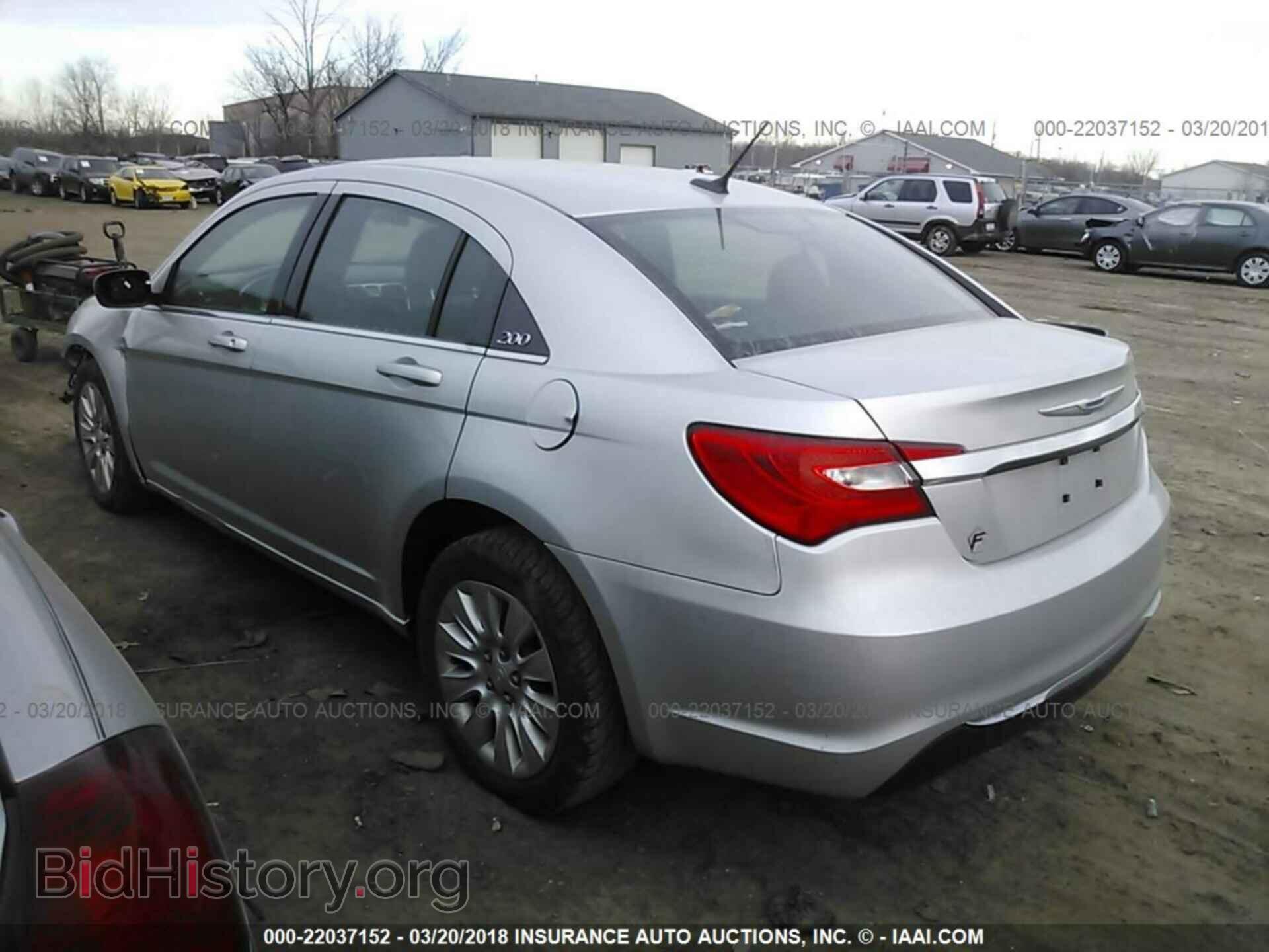 2012 Chrysler 200 - VIN: 1C3CCBAB8CN320209 - Photo 3