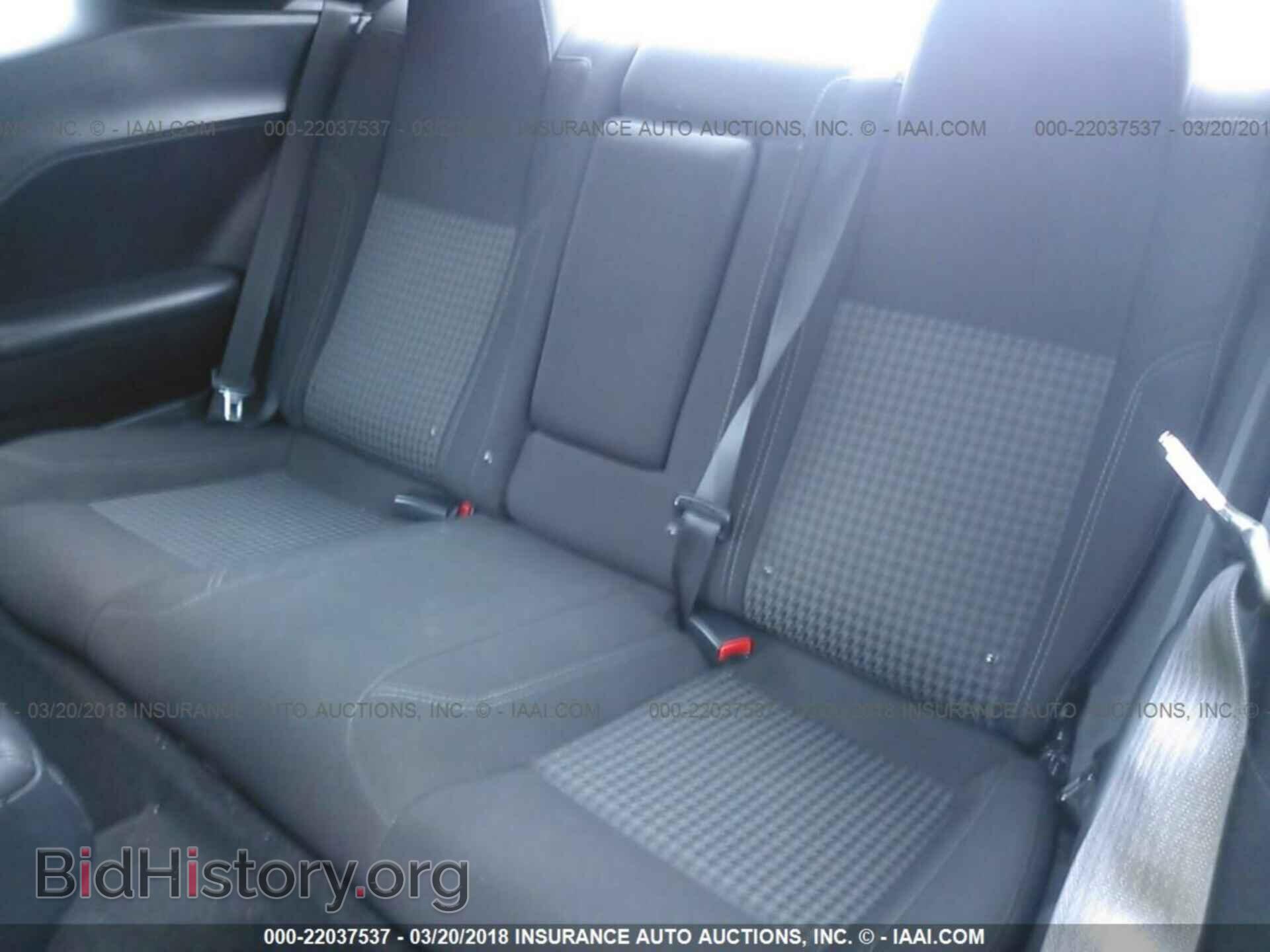 2016 Dodge Challenger - VIN: 2C3CDZAG1GH148606 - Photo 8