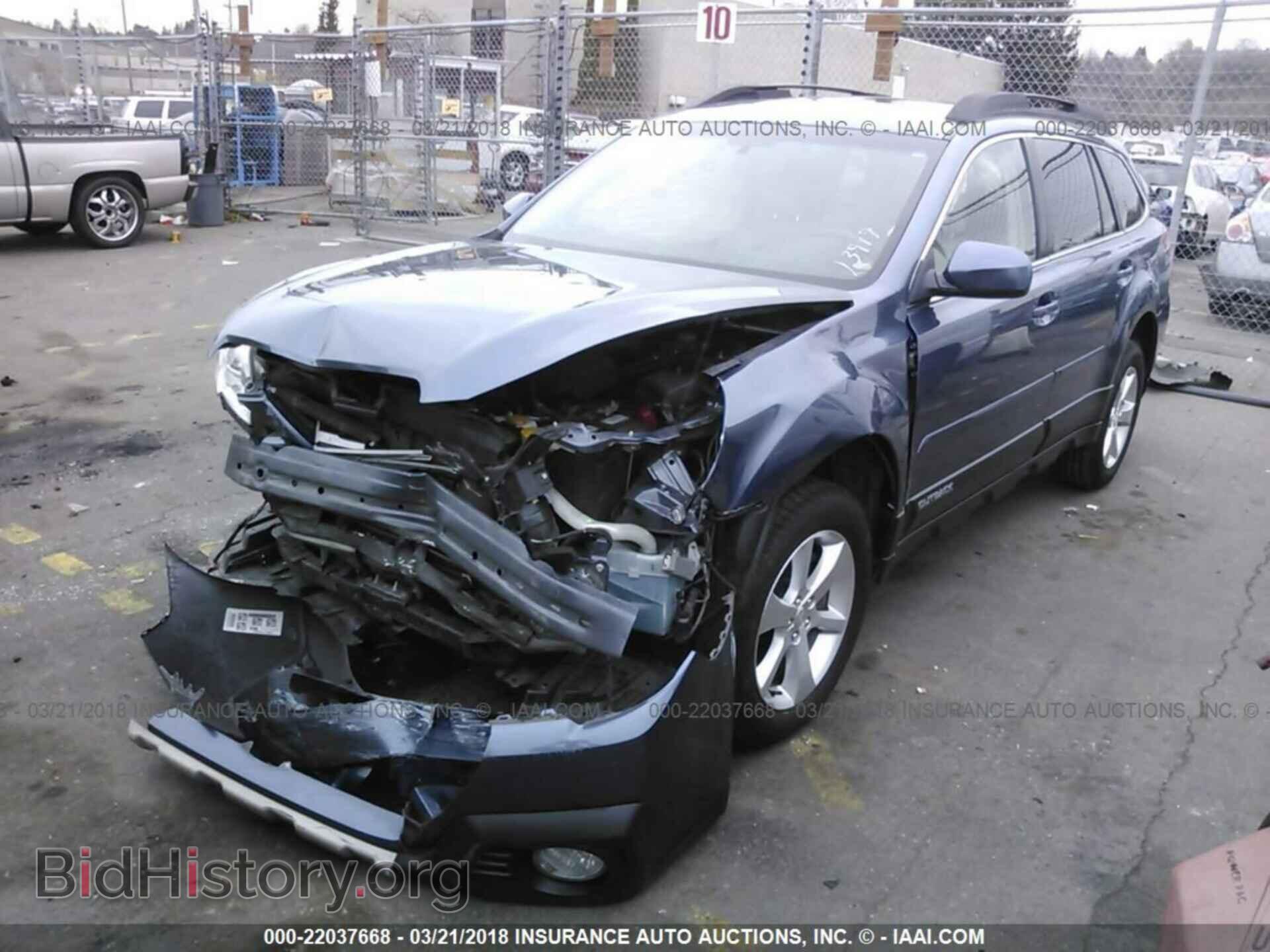 2013 Subaru Outback - VIN: 4S4BRDPC5D2263919 - Photo 2