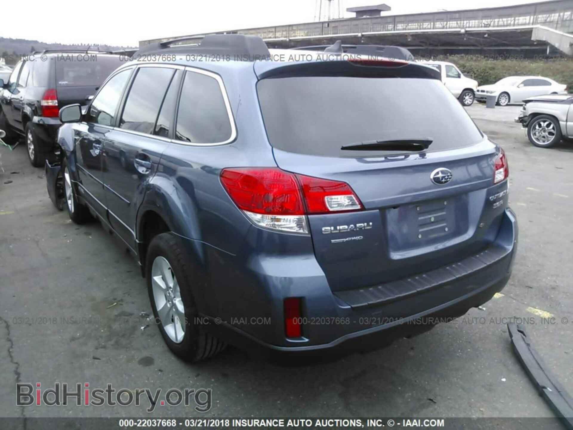 2013 Subaru Outback - VIN: 4S4BRDPC5D2263919 - Photo 3