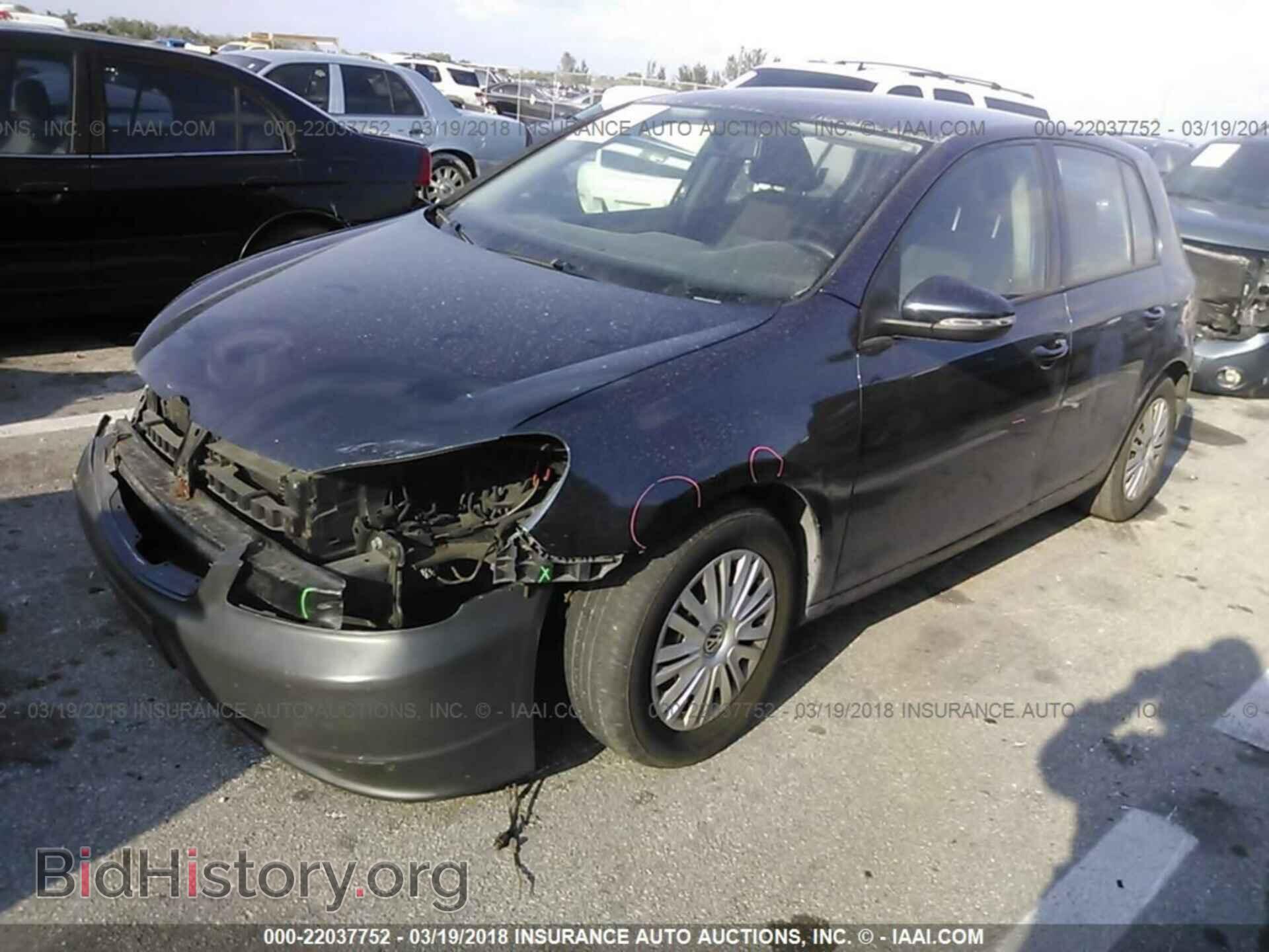 2013 Volkswagen Golf - VIN: WVWDB7AJ4DW084869 - Фото 2