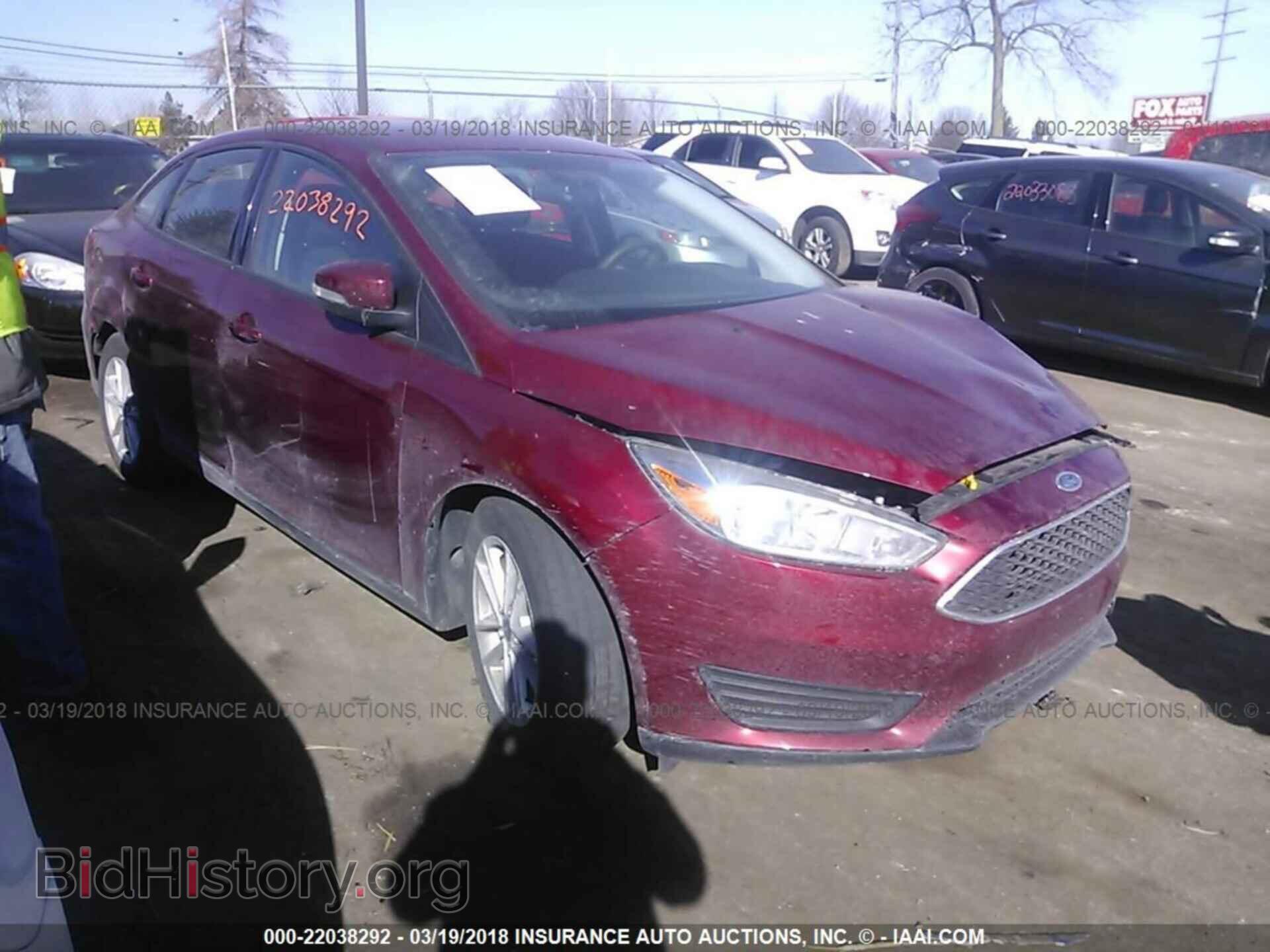 Photo 1FADP3F26GL237677 - Ford Focus 2016