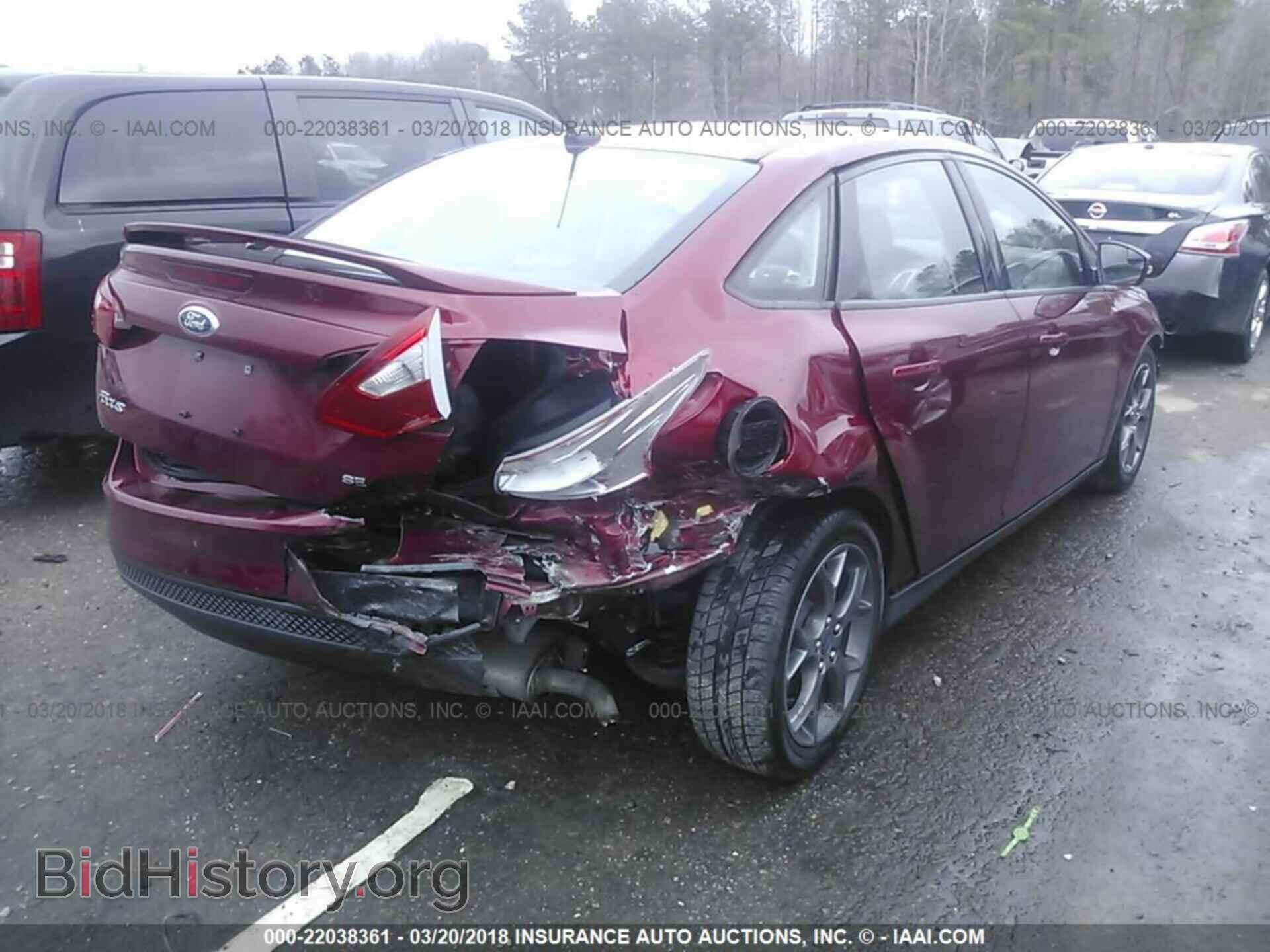2014 Ford Focus - VIN: 1FADP3F27EL274167 - Photo 4