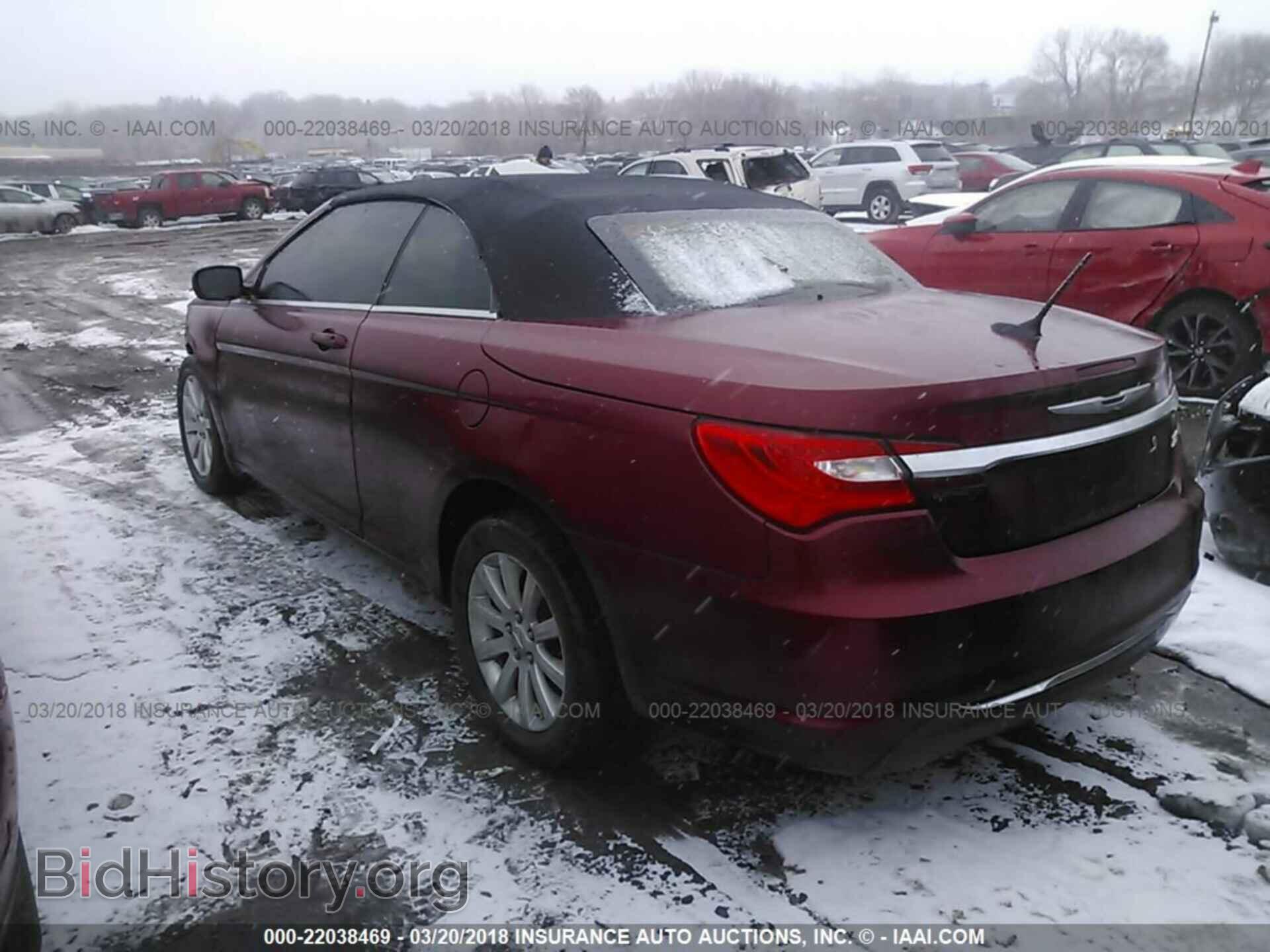 2013 Chrysler 200 - VIN: 1C3BCBEB5DN559997 - Photo 3