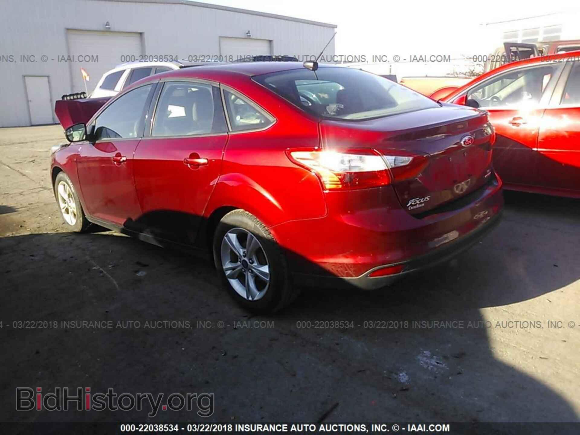 2014 Ford Focus - VIN: 1FADP3F20EL172502 - Photo 3