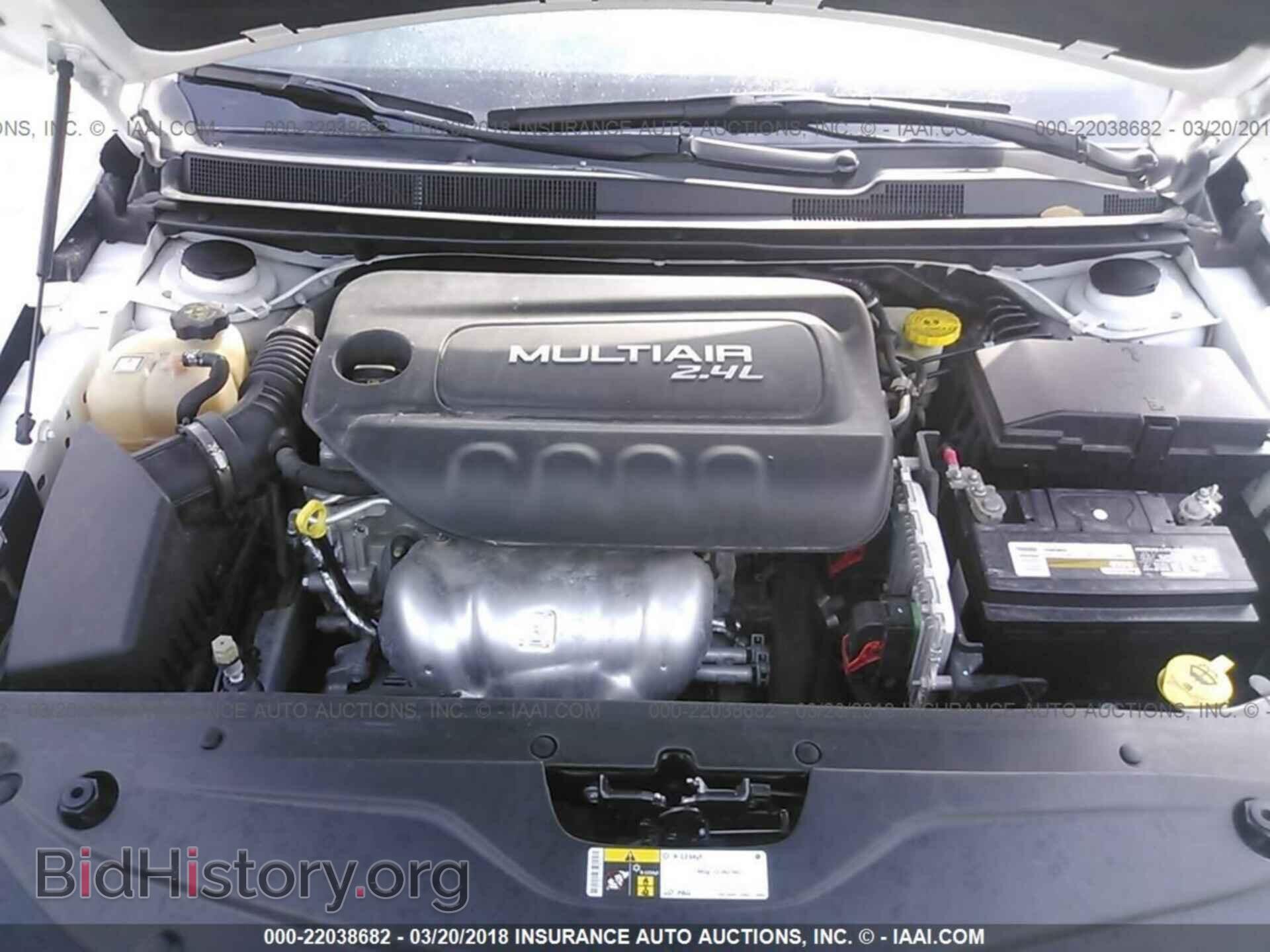 2015 Chrysler 200 - VIN: 1C3CCCAB0FN694632 - Photo 10