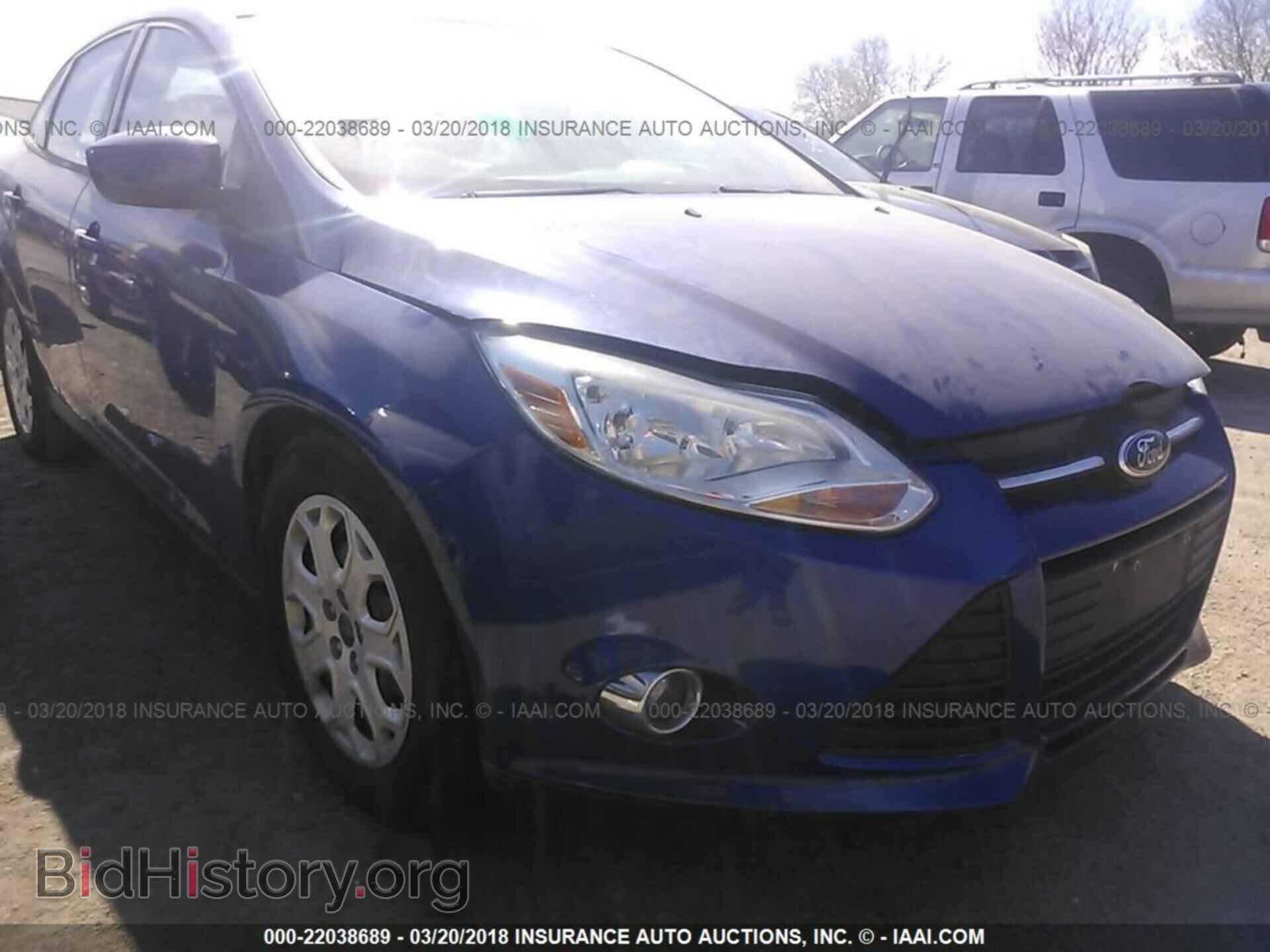 Photo 1FAHP3F21CL409528 - Ford Focus 2012