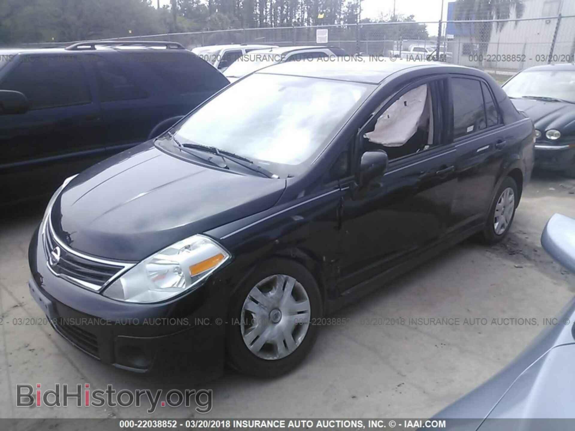 2011 Nissan Versa - VIN: 3N1BC1AP0BL421887 - Фото 2