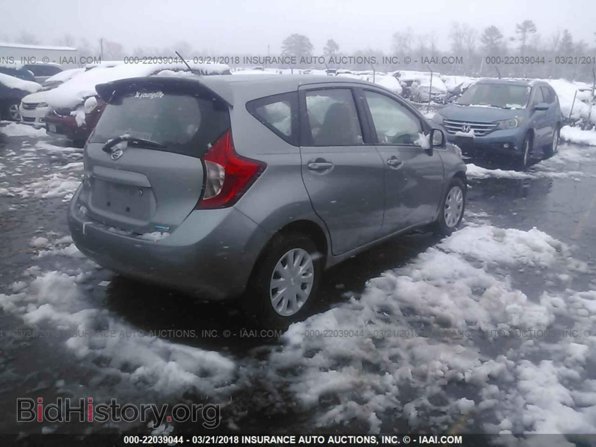 2014 Nissan Versa note - VIN: 3N1CE2CP0EL363186 - Фото 4