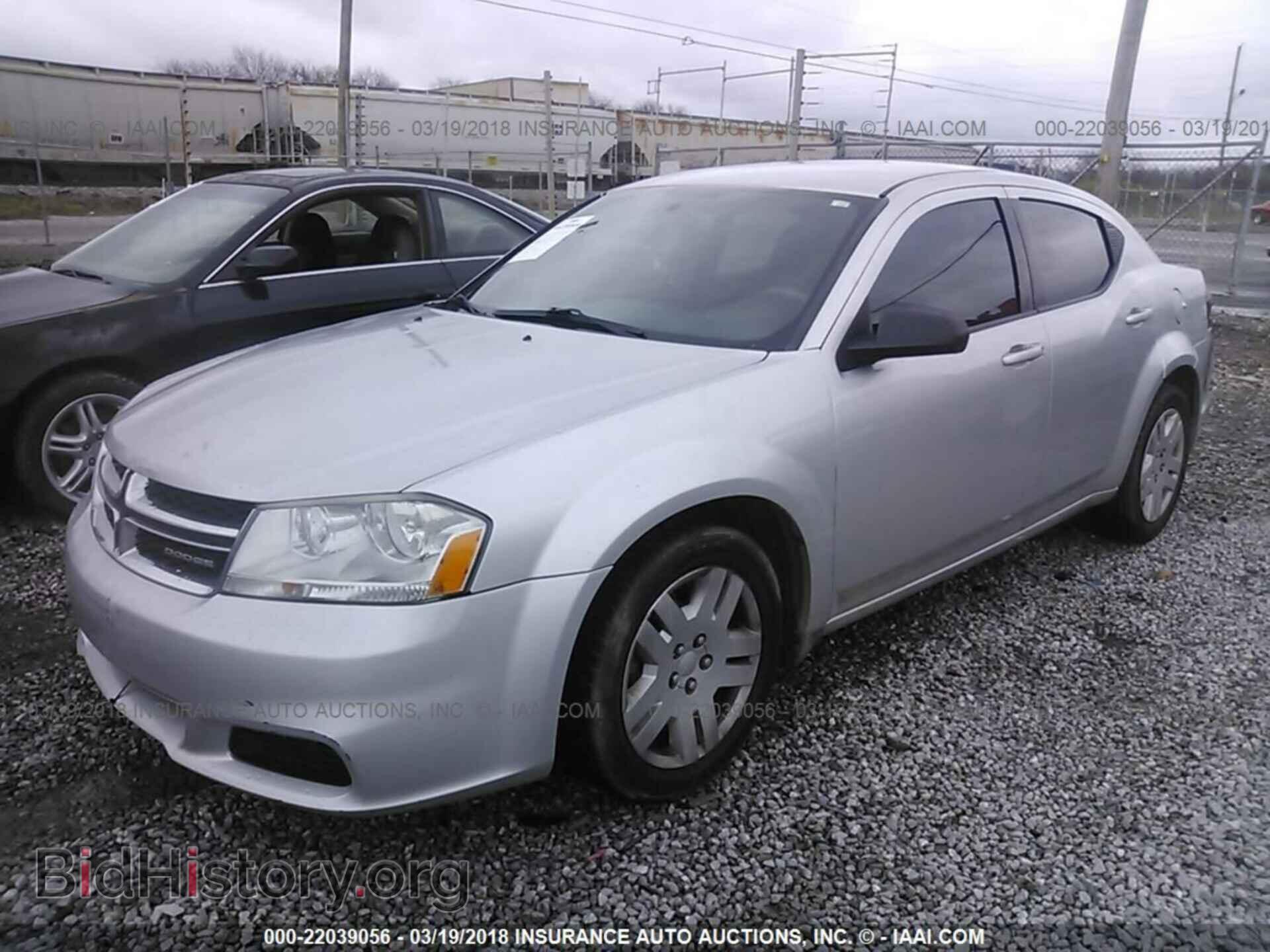 2011 Dodge Avenger - VIN: 1B3BD4FB1BN579391 - Photo 2